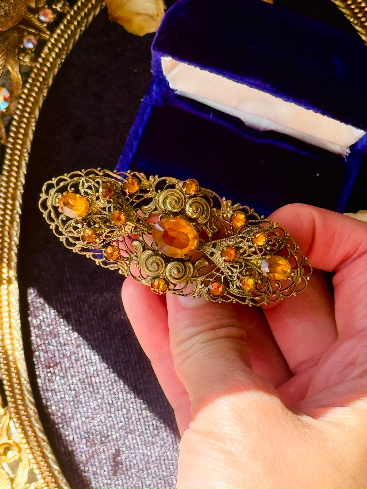 Rare! Antique Early 20th century Czechoslovakian Filigree Style Brooch with Amber Glass (NZ127)