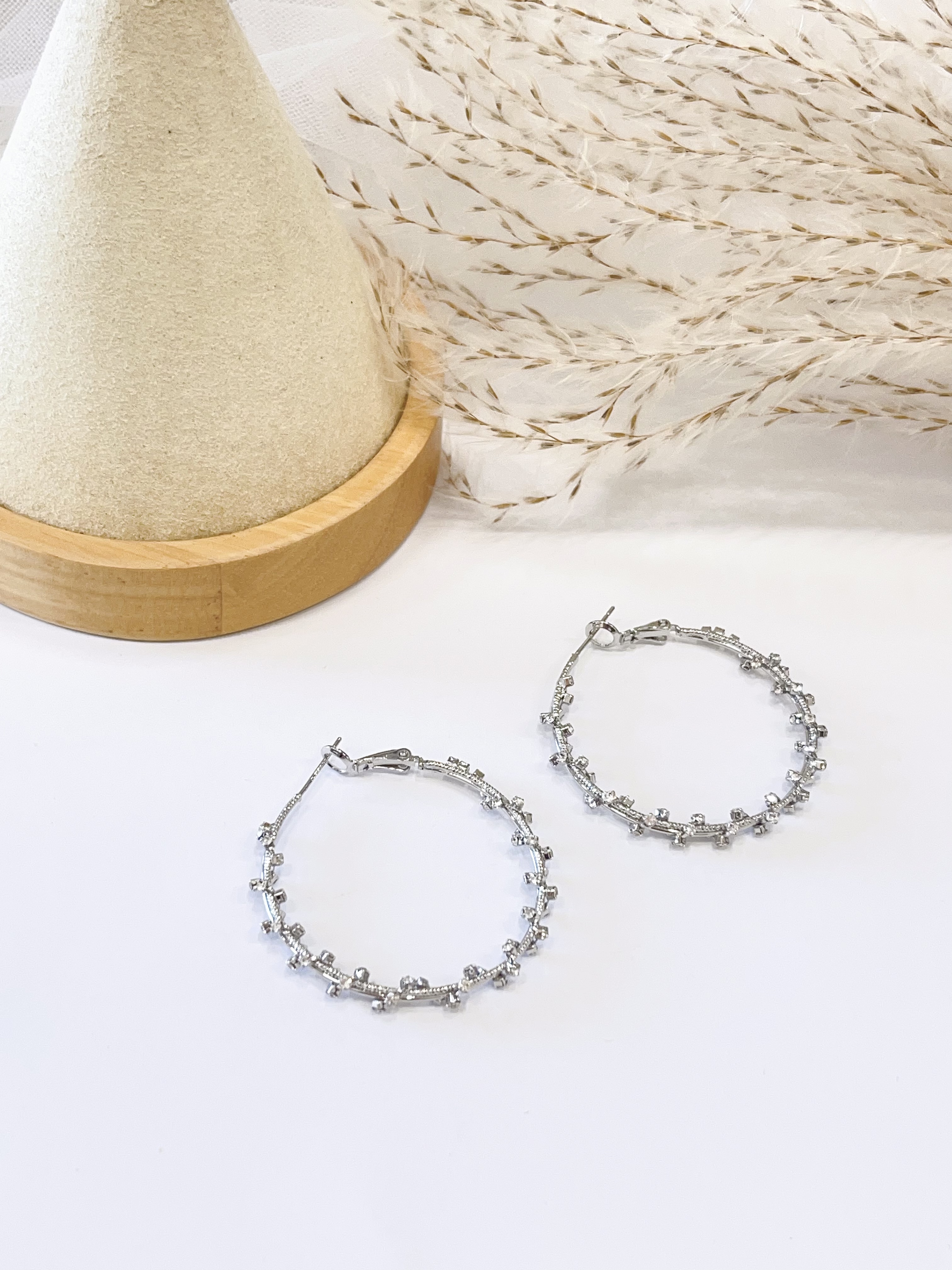 高级感不规则钻石设计耳环