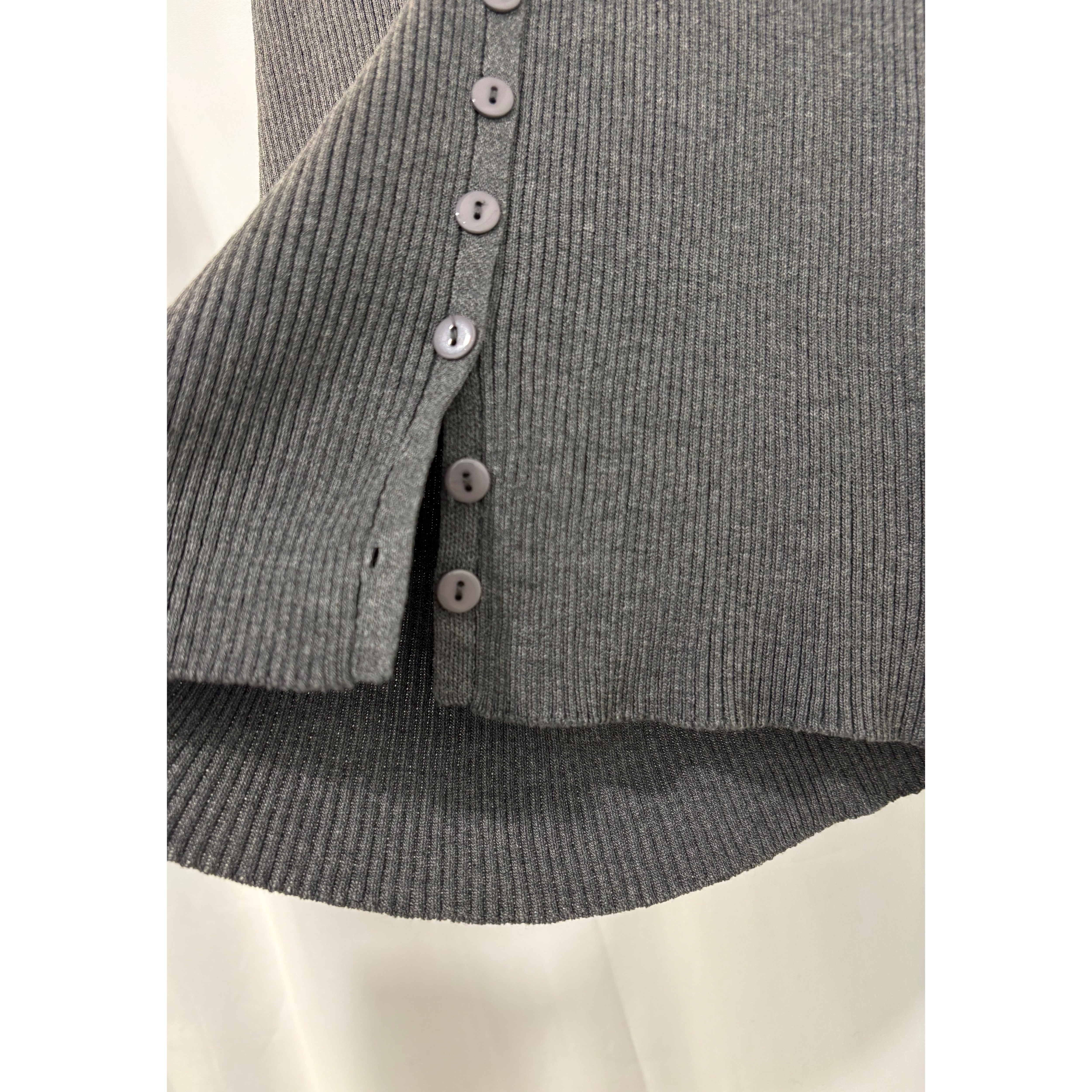 優惠價7月8截🩶2607H《BUTTON-DOWN HALTER VEST》