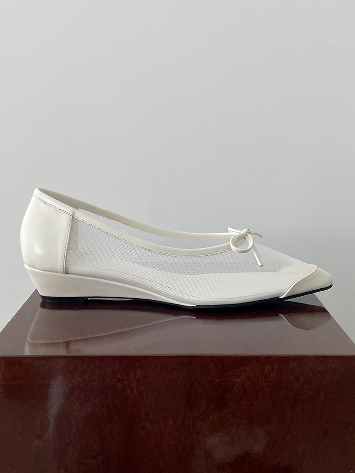 Mesh Pointed Toe Flats (3 colors)