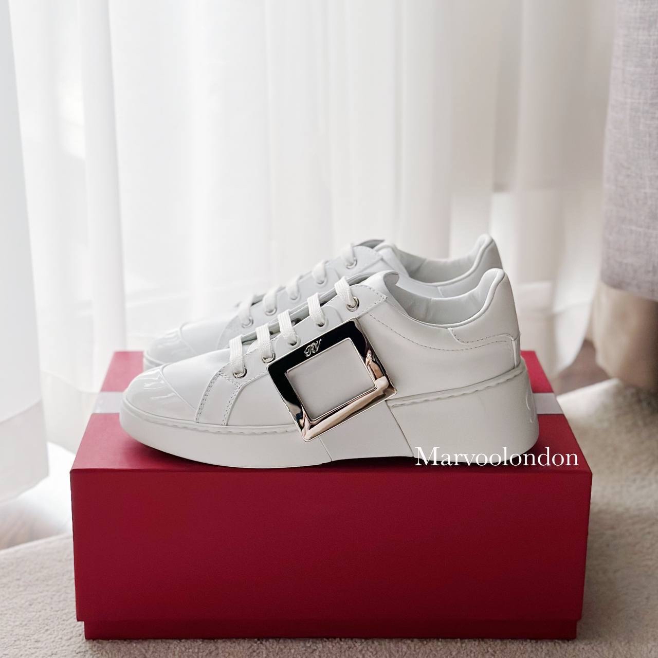 限時優惠💖訂貨📮RV skate sneaker  超好襯的經典銀扣小白鞋  補碼🔖Size 35-39/40/41