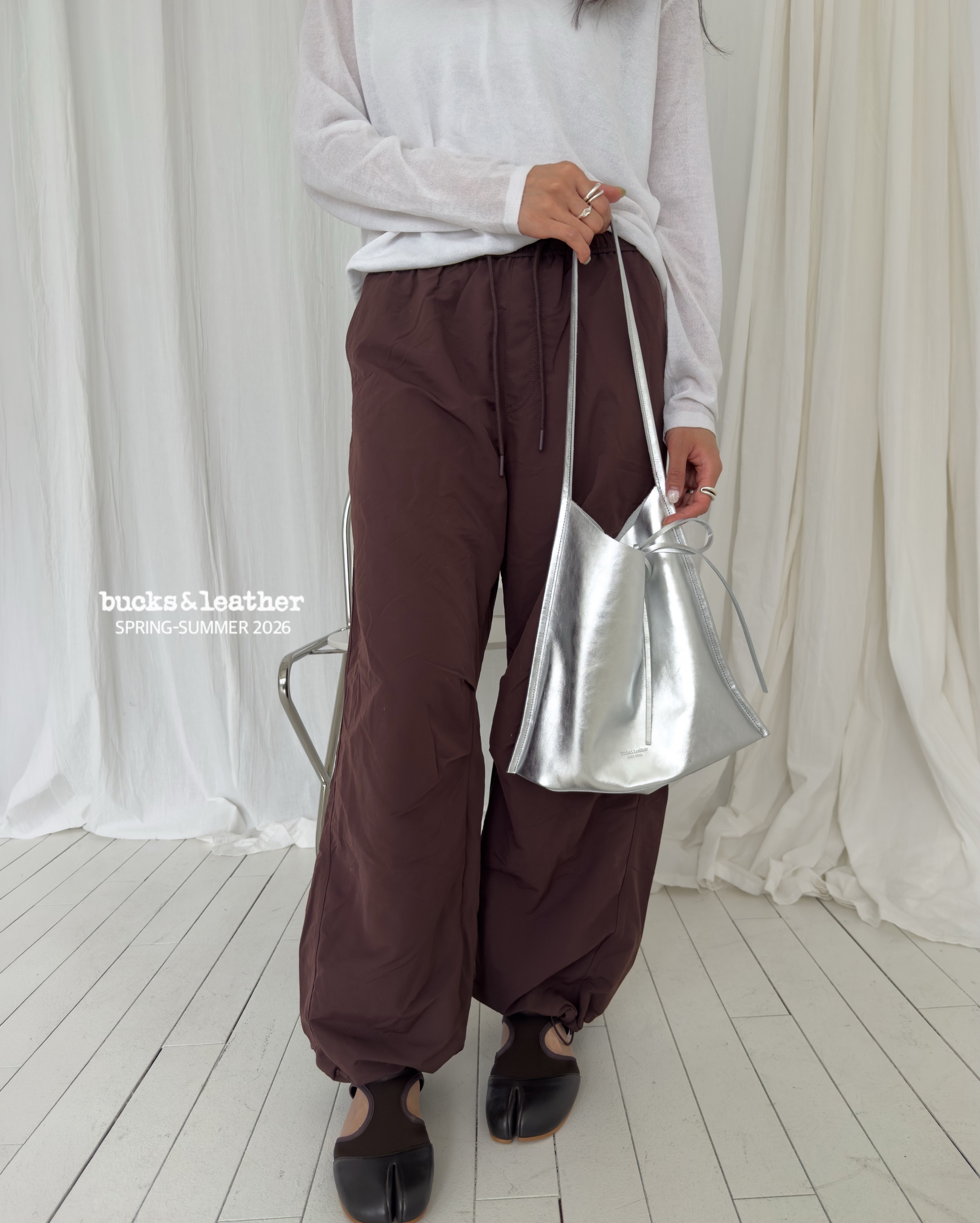 【26SS 】預訂_Flat Shoulder by Bucks & Leather