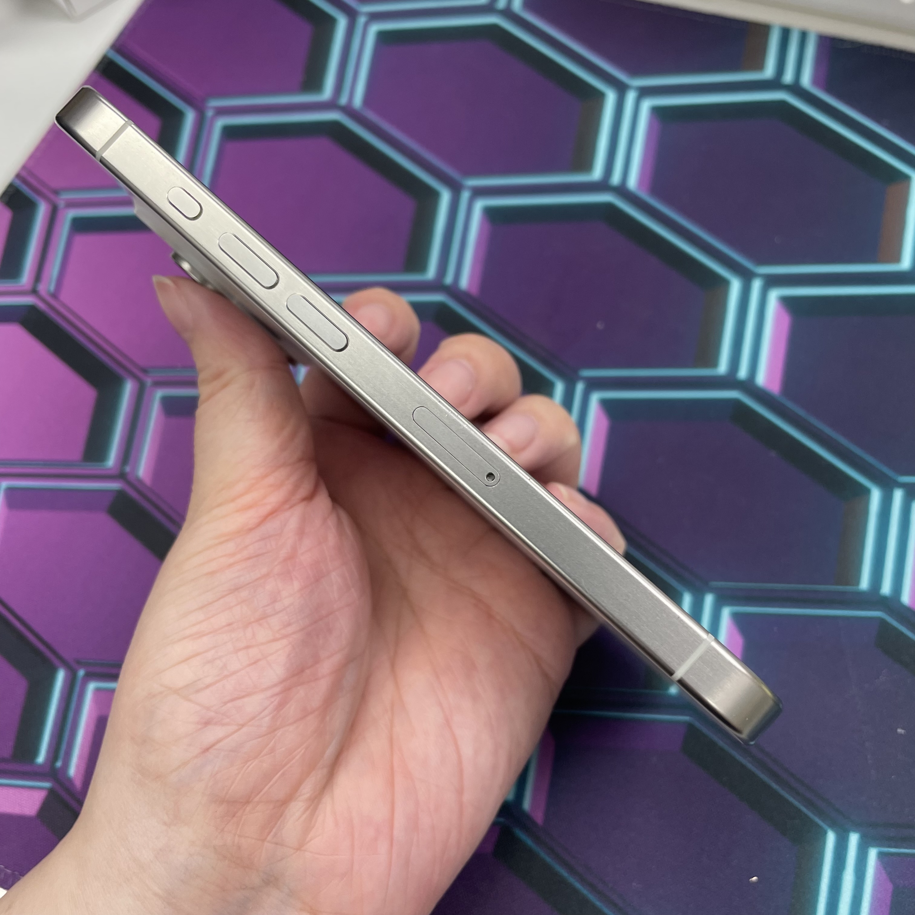 *6314 15 pro 完美機 1TB 電86 白色 white