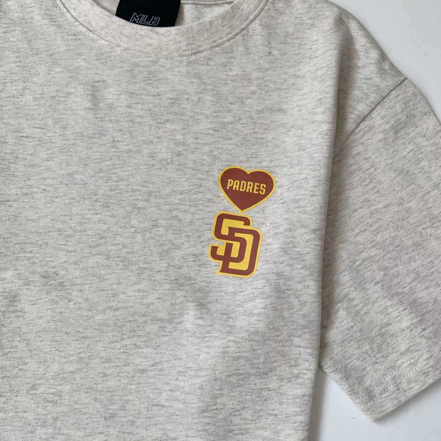 預訂 2026年夏季新品✨MLB愛心logo短袖Tee [貨號26A316]