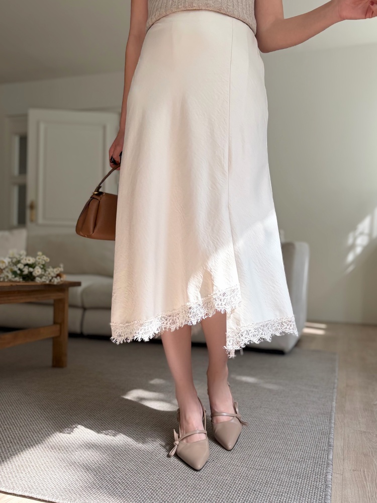 Lacie Asymmetric Skirt (Ivory)