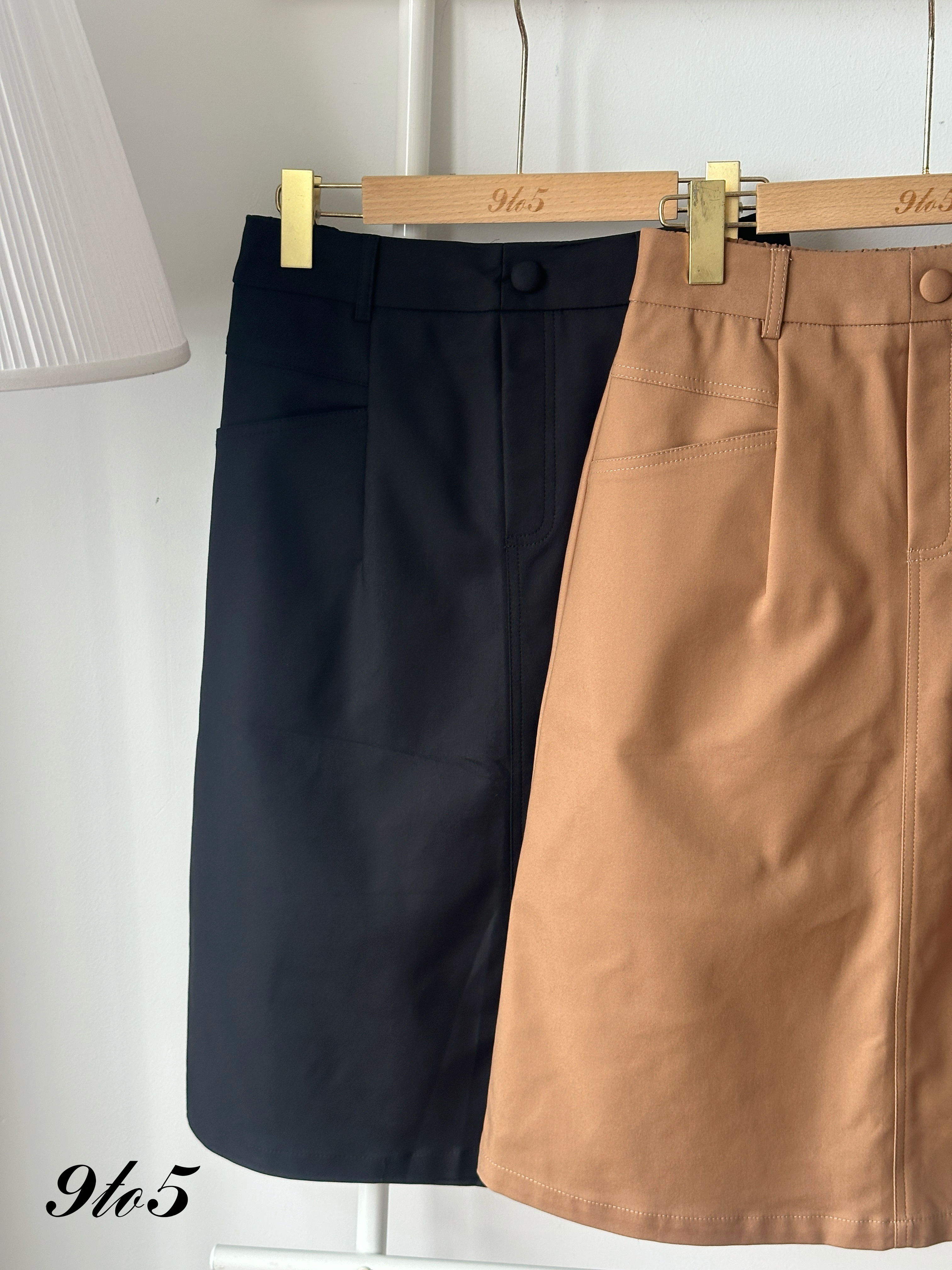 S1945 A Line Midi Skirt - Black & Brown