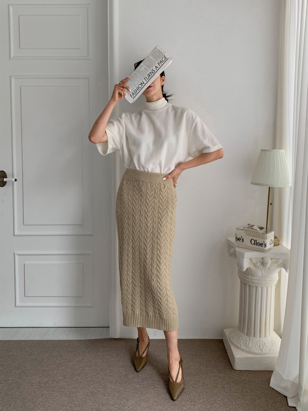 V strap slingback heeled shoes