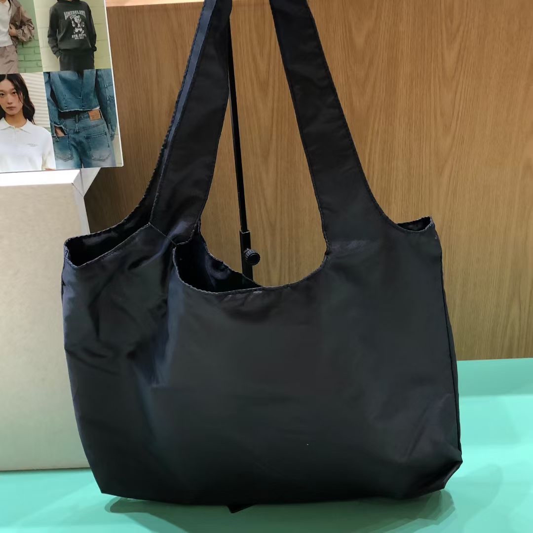 🇰🇷韓國ADLV x LINE單肩袋