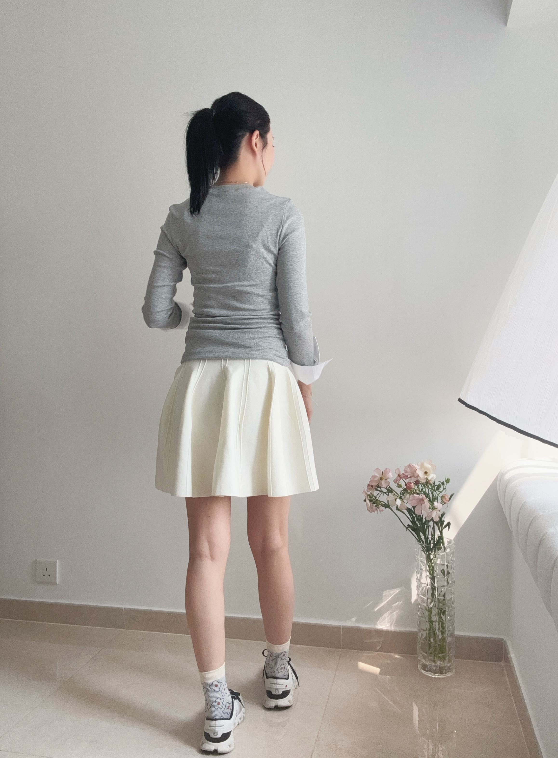 Stylish 3D cut ruffle knit skirt