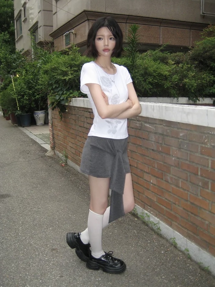 Pixel Rose Graphic Short Sleeve Top