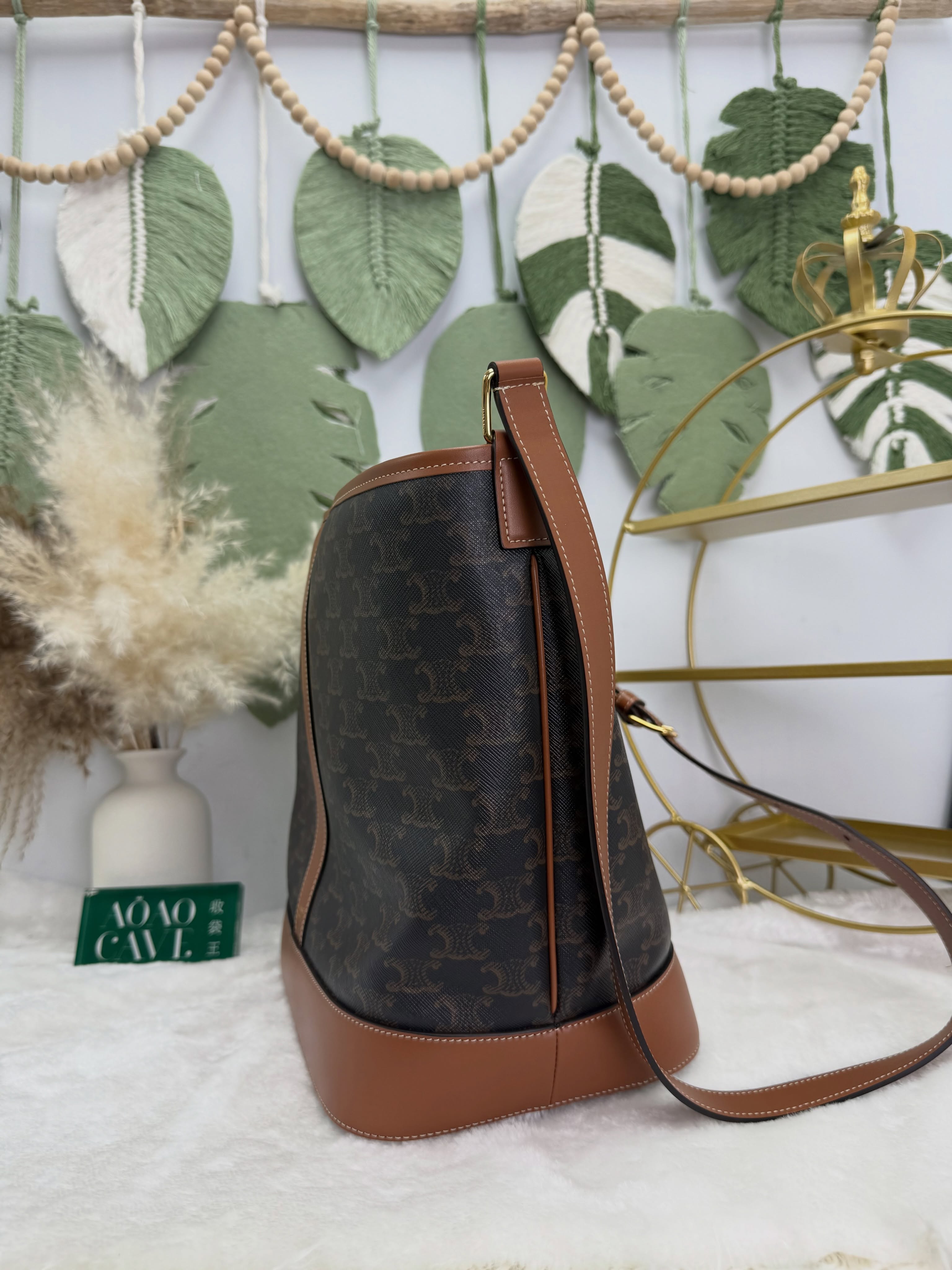 Celine👜 PRE OWNED 🛍️啡色老花水桶 Medium 有塵袋有單 🧡