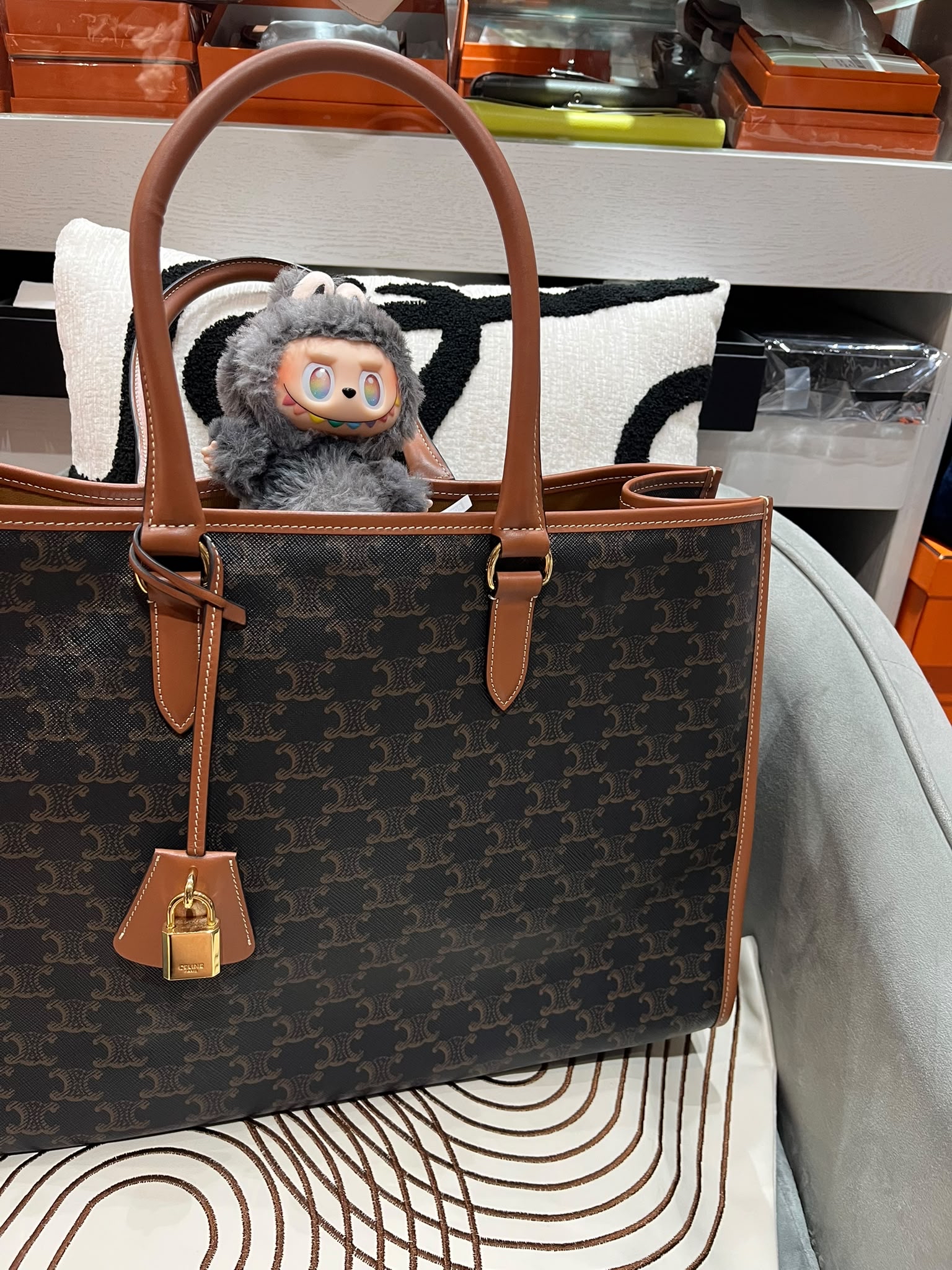 Celine Horizontal Cabas Tan tote bag 100%Authentic, 95%New ✅Dust bag