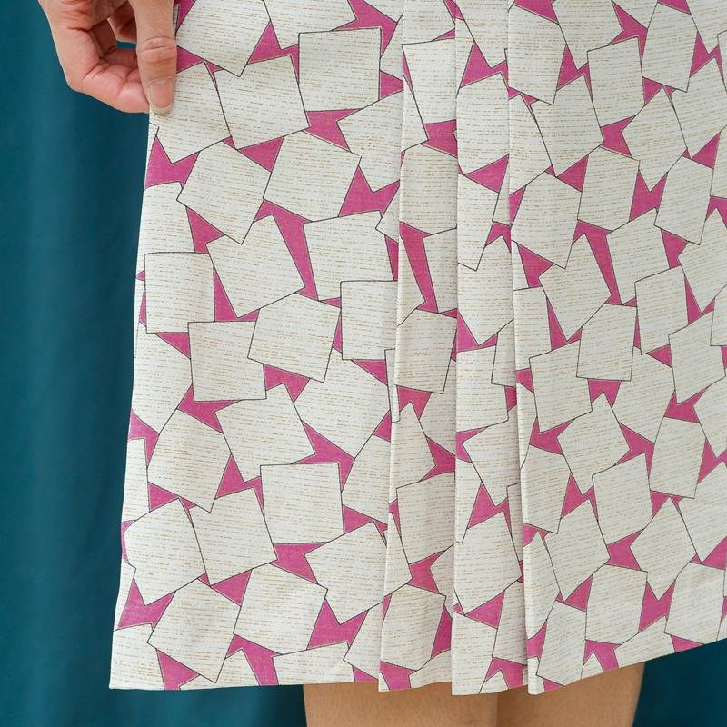 Vintage Japanese Pink and White Square Pattern Pleated Skirt - Waist 29~32" (MT1606-38)