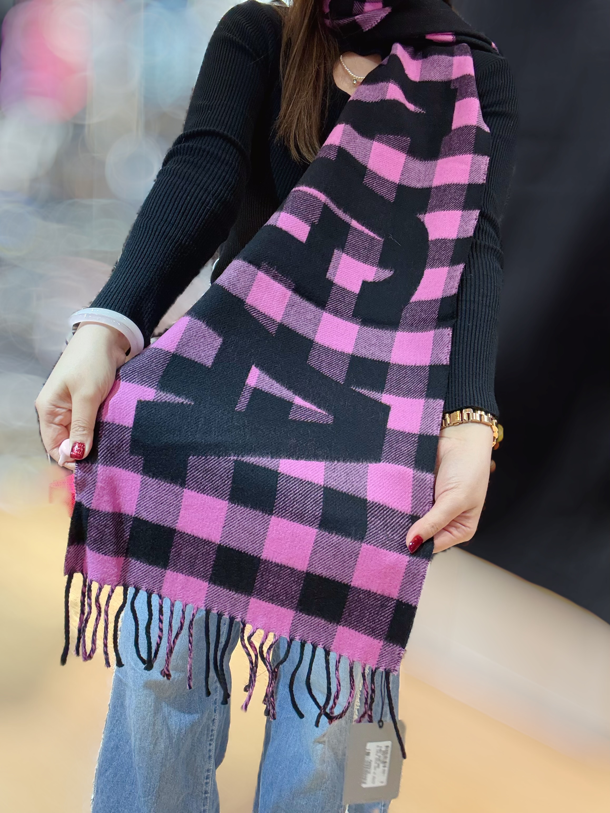 Balenciaga scarf grid/blk/pink