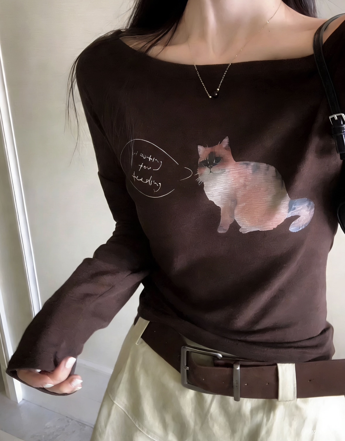 TP565小猫印花斜肩上衣