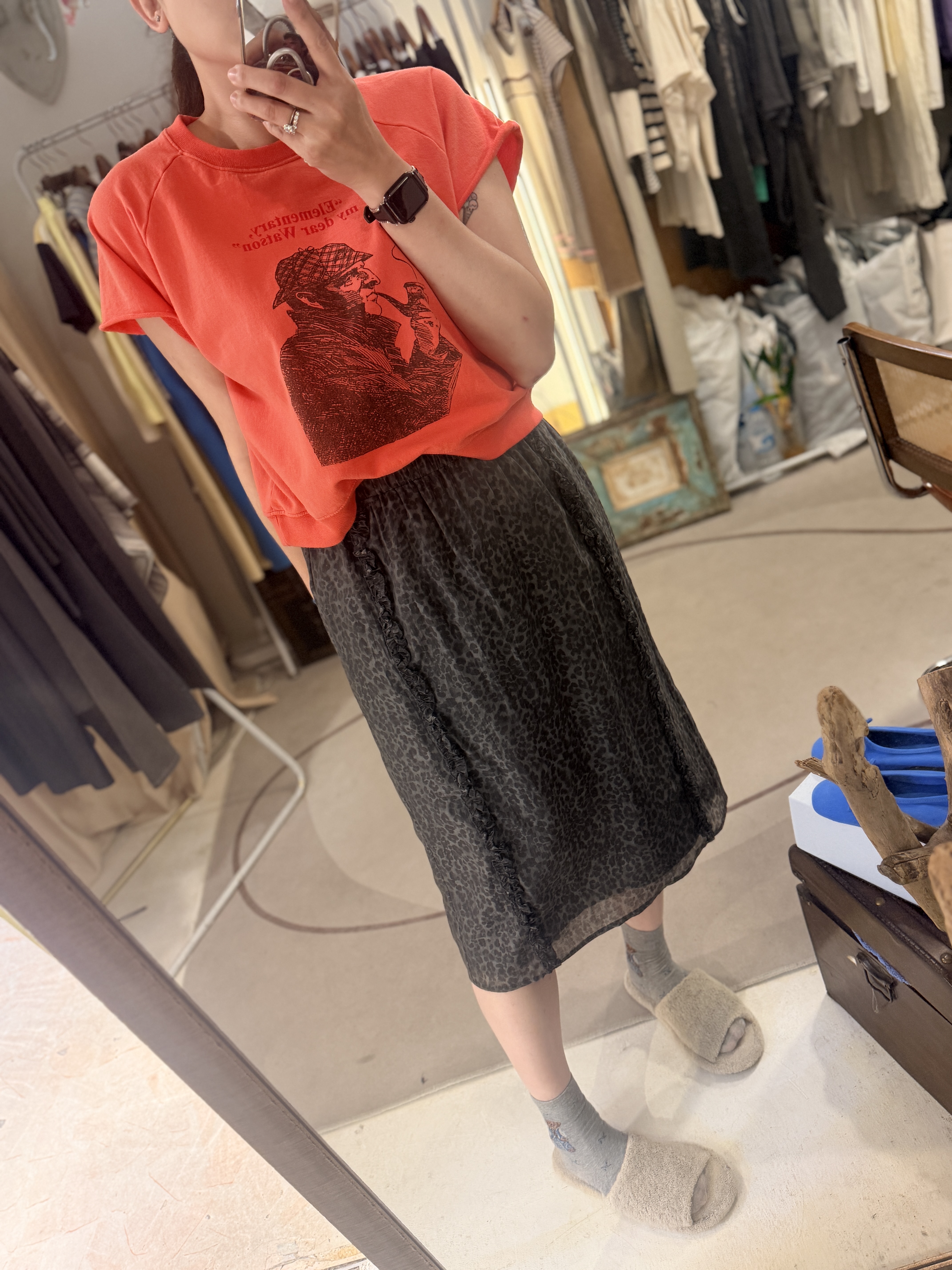 A man printed sweater