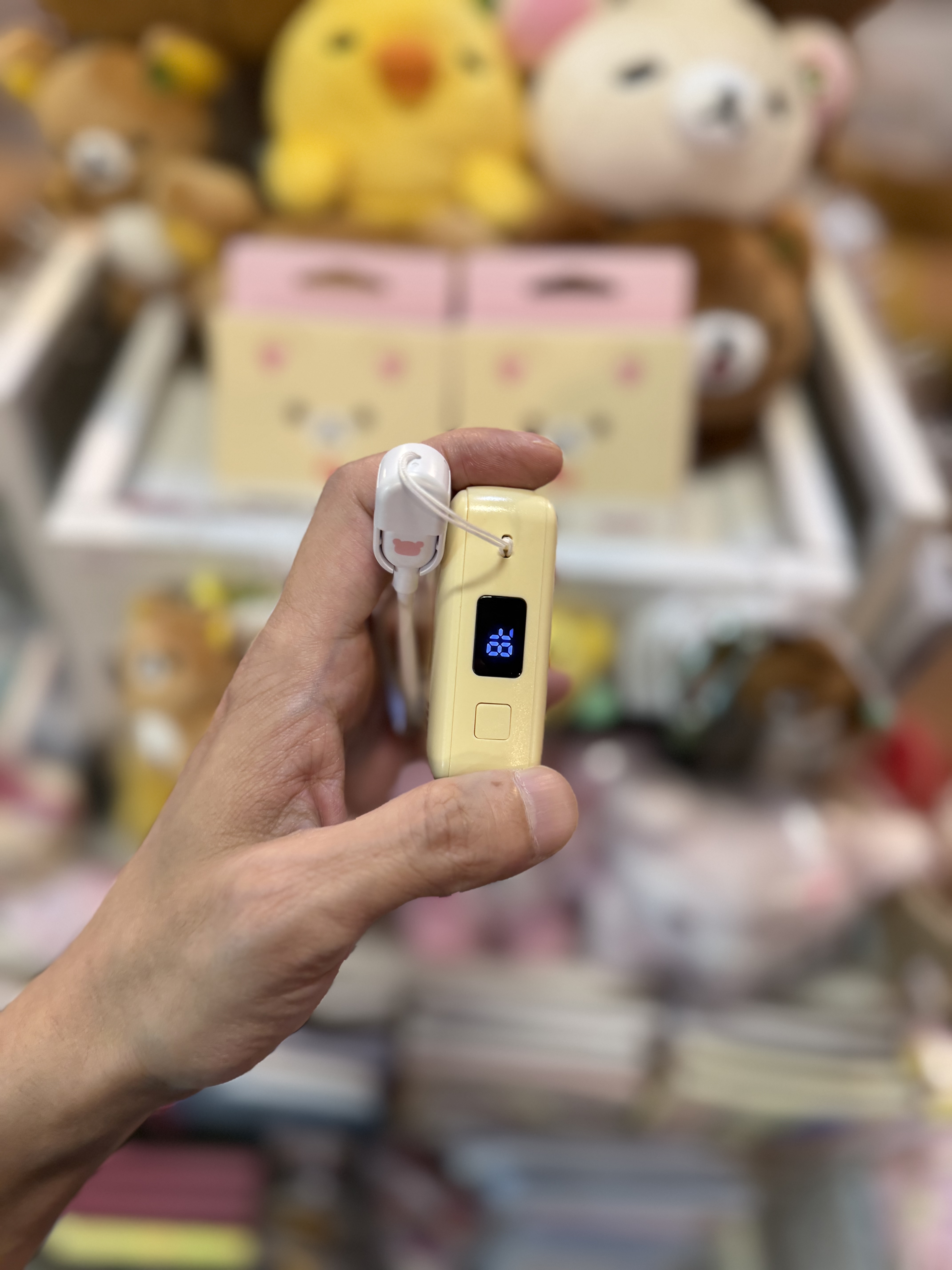 《現貨》全新韓國限定 小白熊款外置充電器。10000mAh