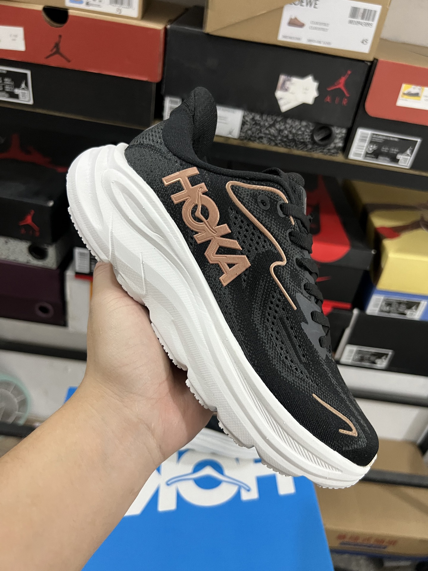 HOKA ONE ONE Clifton 10