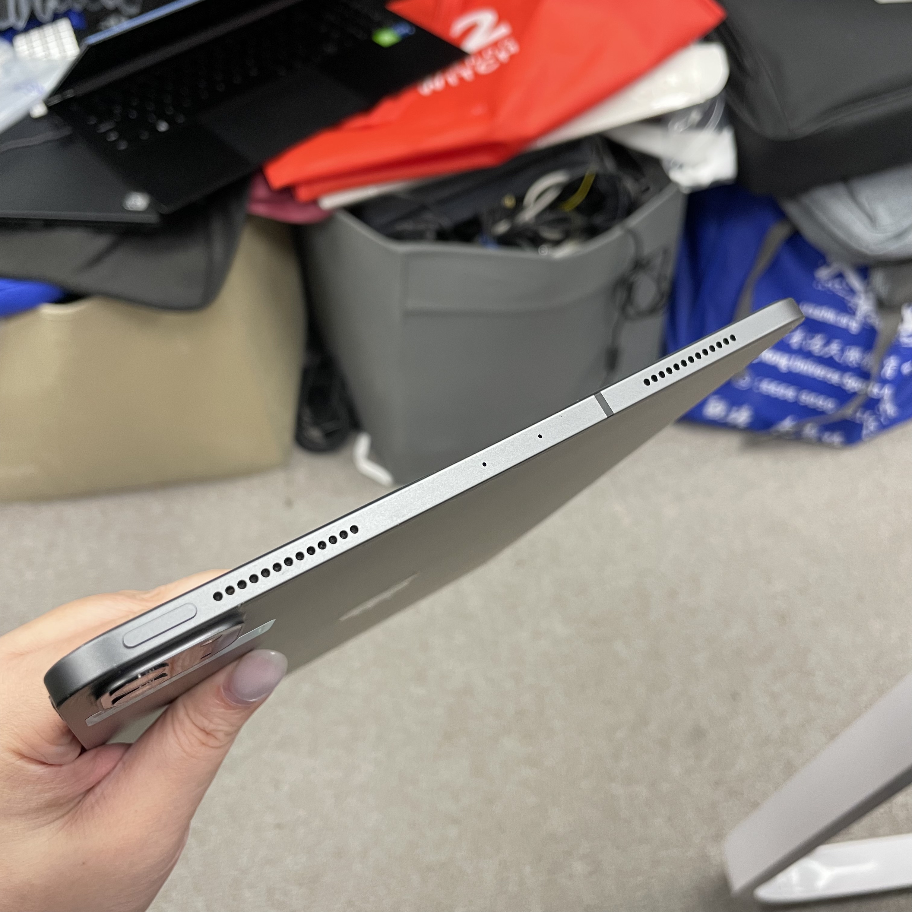*D008100 iPad Pro 2 11吋 完美機 128GB 插卡版 灰色 gray