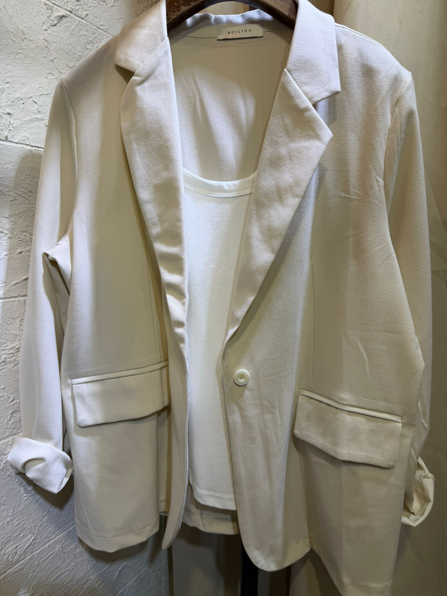 優雅米白色博款西裝外套