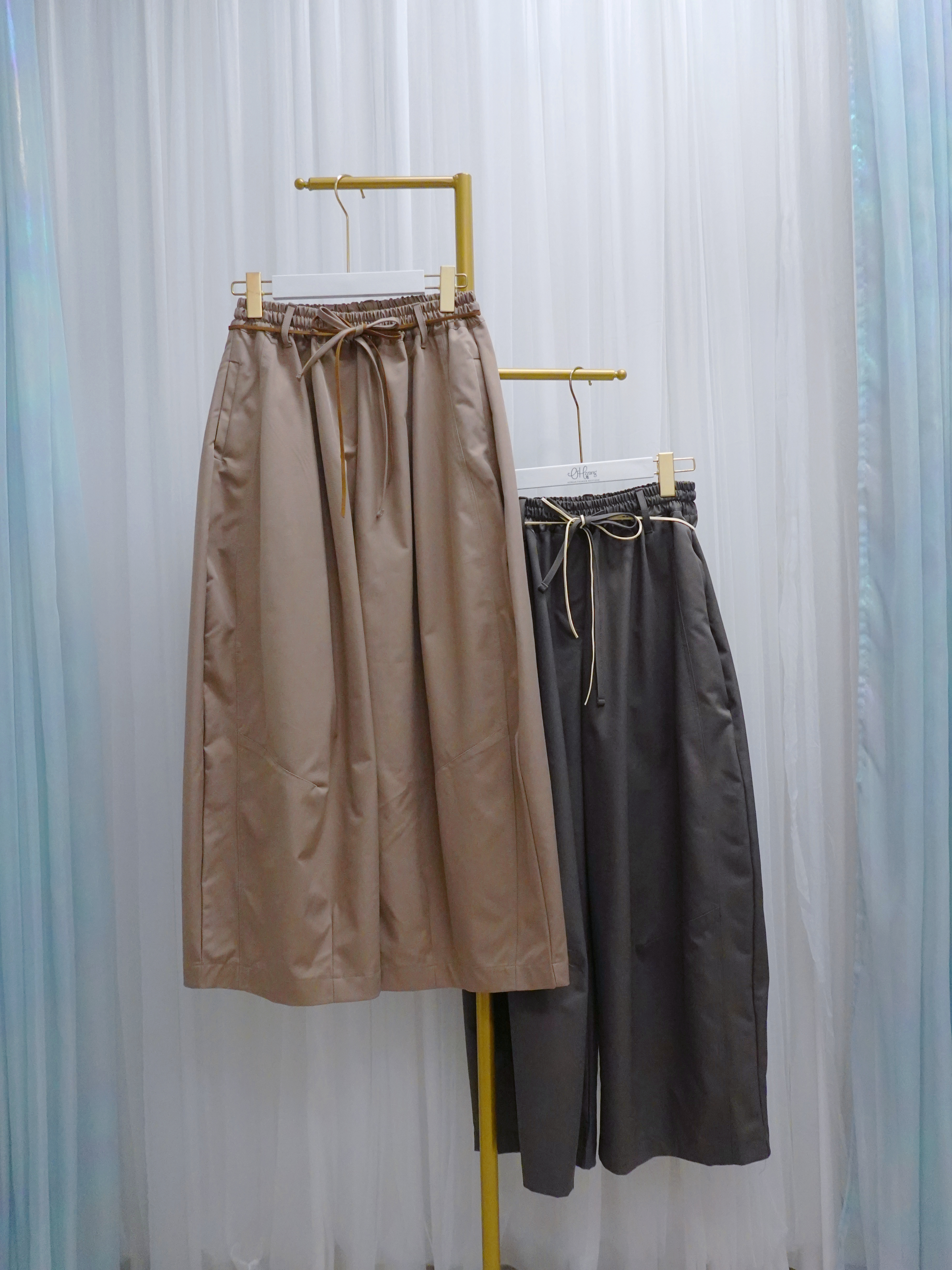 BOT14_11 廉刀闊褲 (2色)