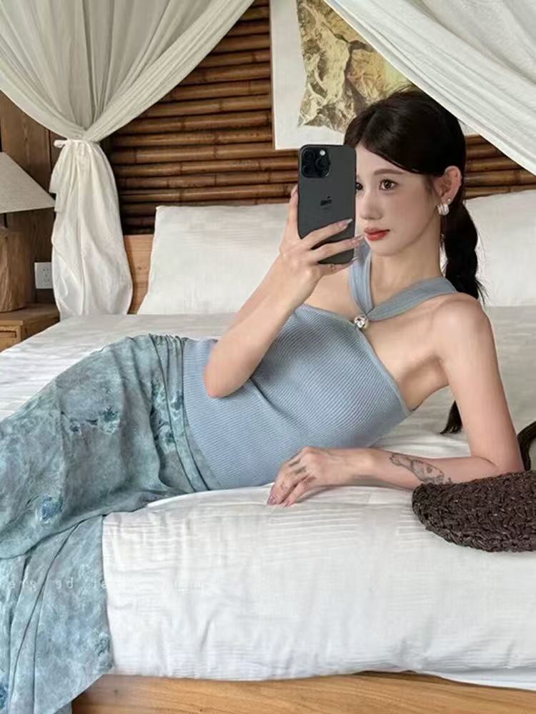 TP361挂脖纯欲抹胸