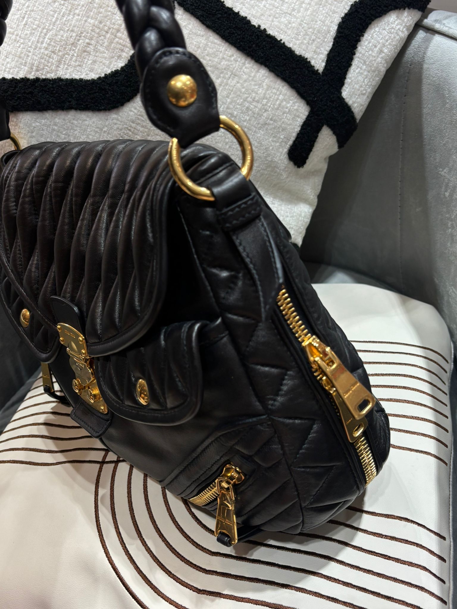 Miu Miu Hobo Bag Nappa Leather Shoulder Bag 100%Authentic, 98%New ✅Dust bag