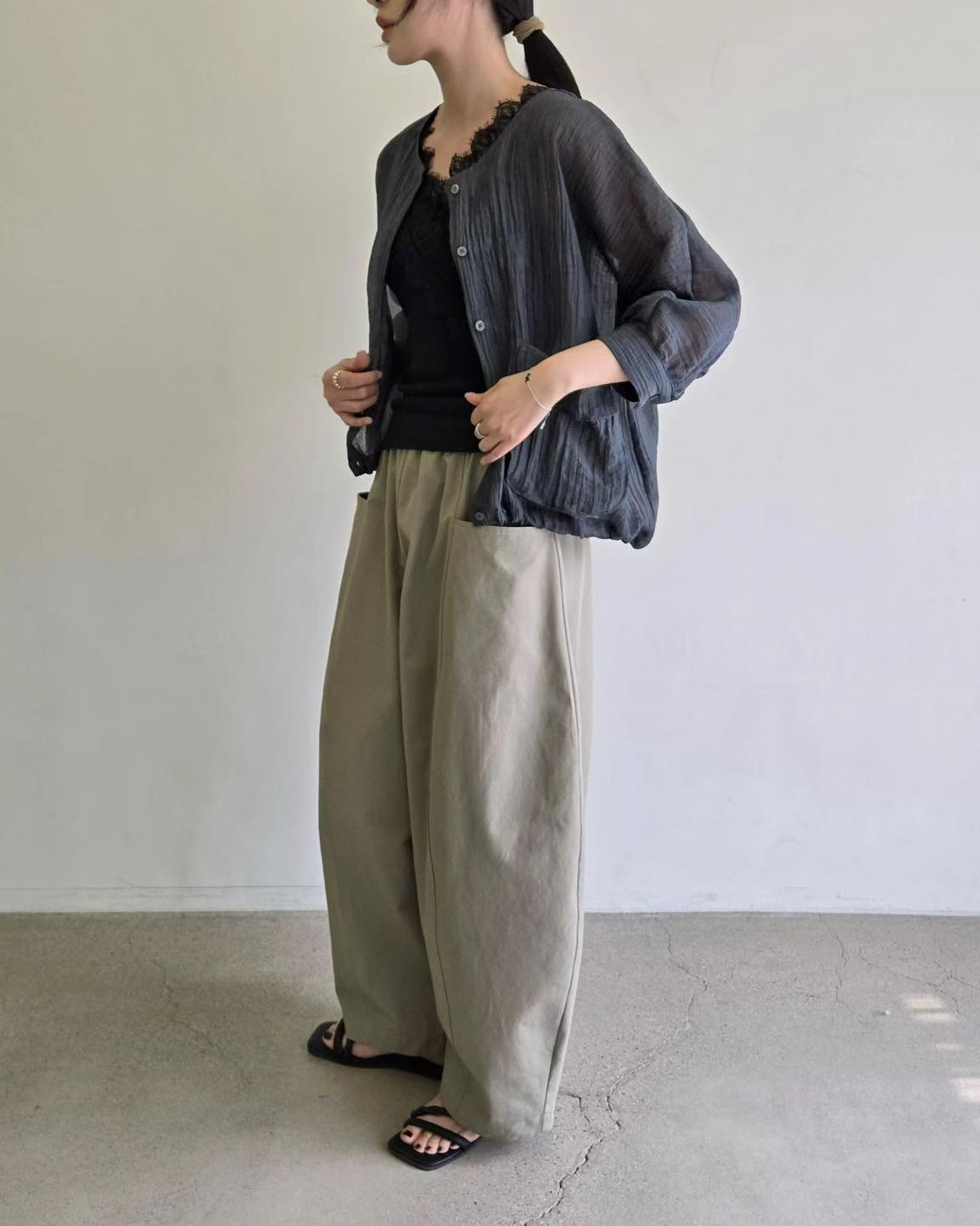 可束腳中袖皺皺恤衫外套