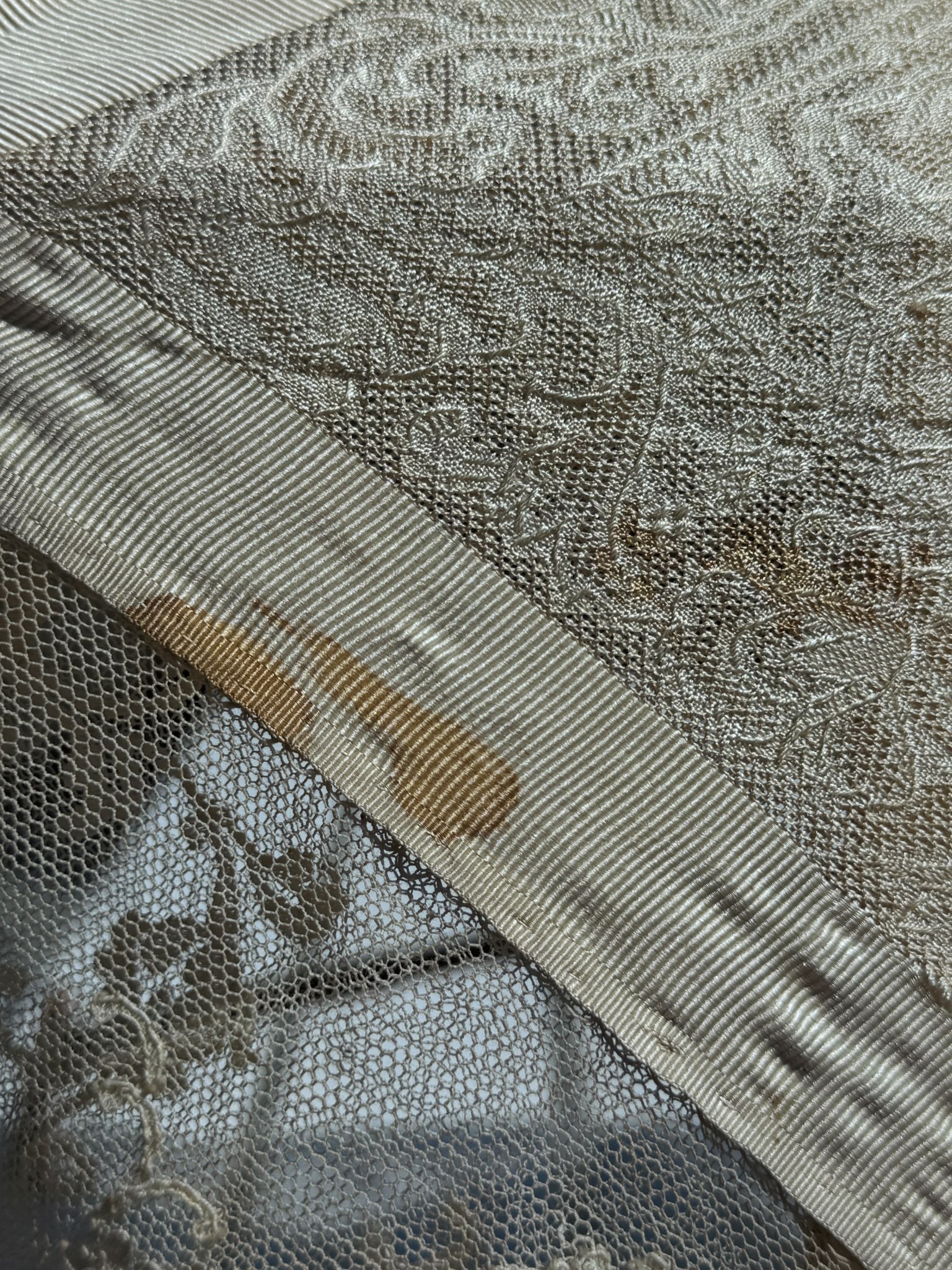 Antique Late Victorian/ Edwardian Lace Parasol with Carved Wooden Handle, c. 1890–1915 (MT2617)