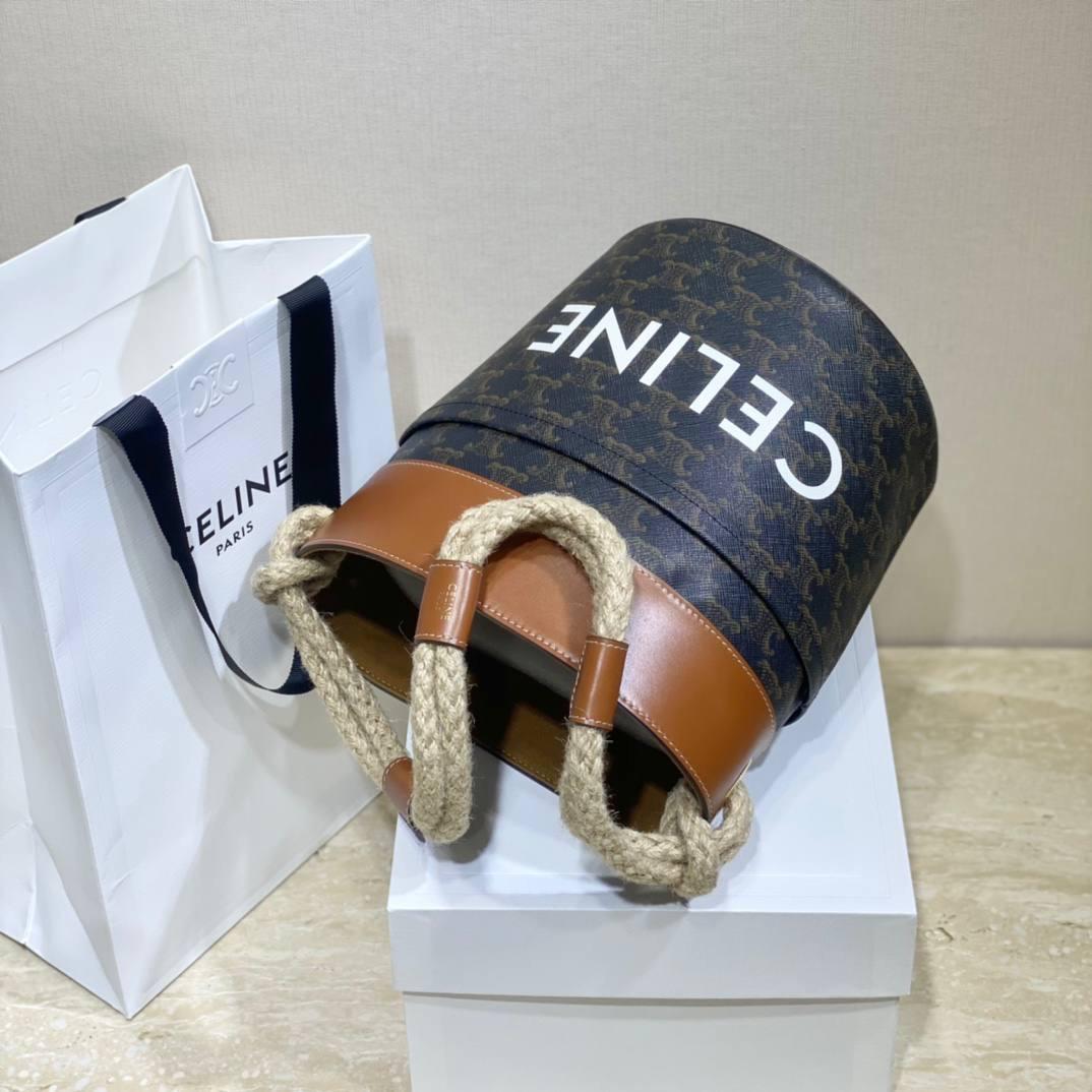 🔥大货实拍图 𝗖𝗘𝗟𝗜𝗡𝗘♥𝗕𝗨𝗖𝗞𝗘𝗧 𝗖𝗢𝗥𝗗𝗘麻绳水桶包 编号：196272 尺寸：19*23*19cm