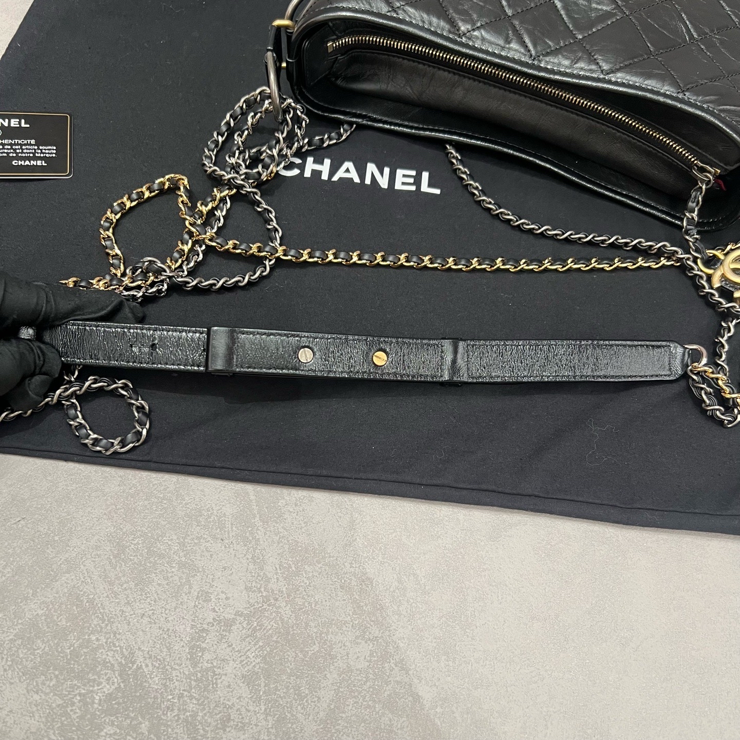 【預訂貨品】Chanel 20A黑金流浪包