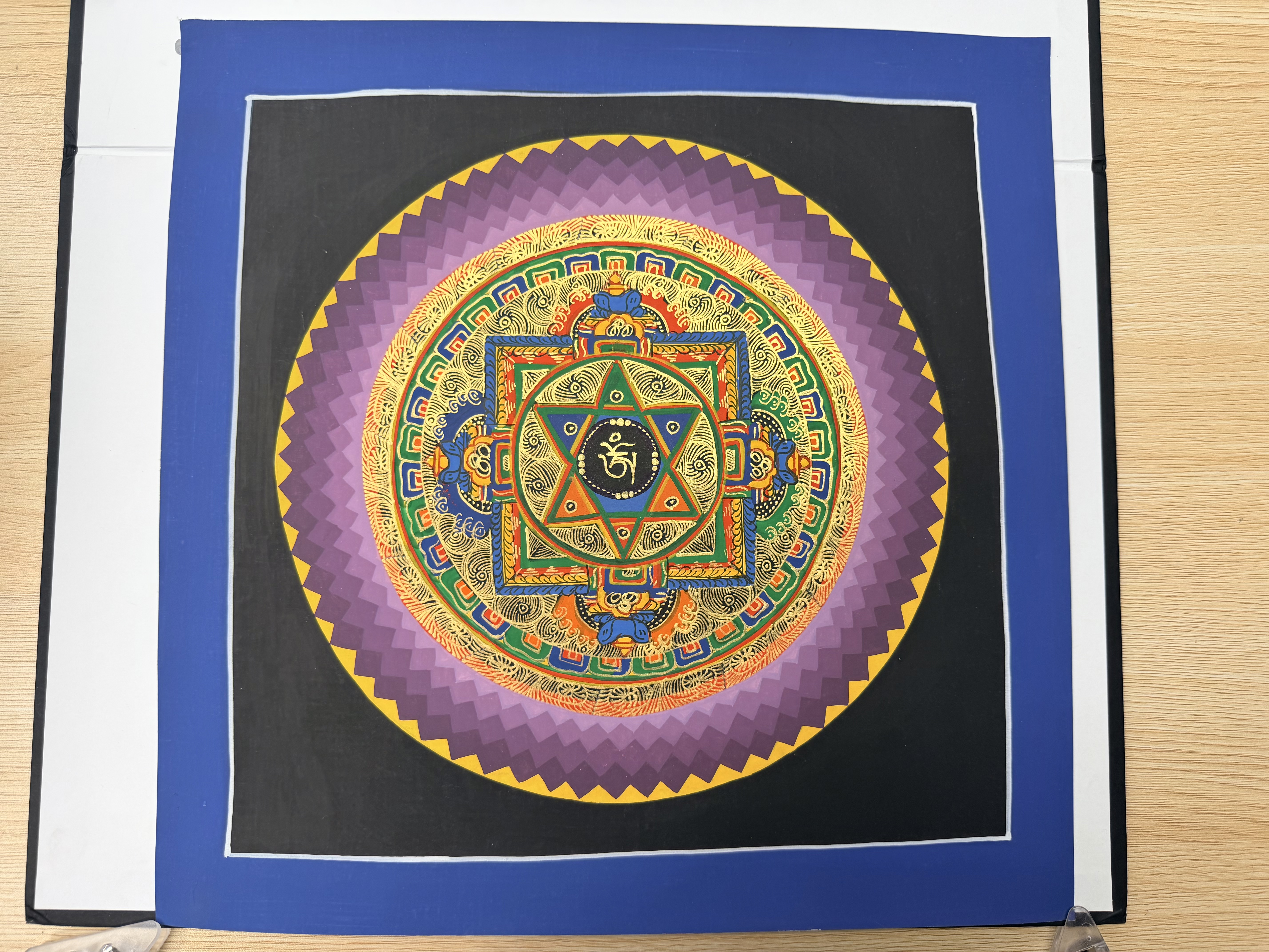 #24尼泊爾三大廟加持手繪唐卡～OM 字，壇城唐卡 ，約33m 外，內27.5