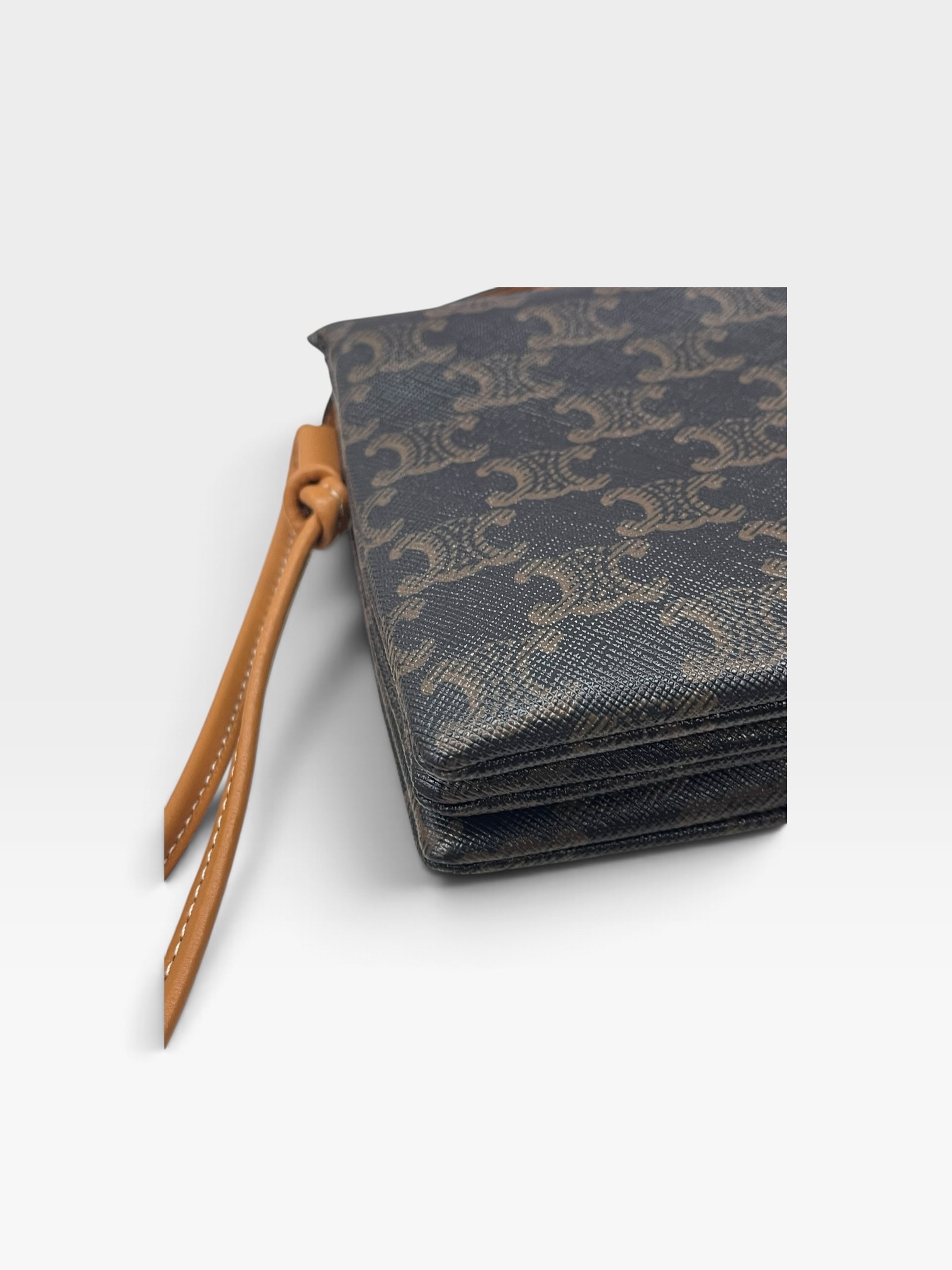 Pre-Owned CELINE Trio Flap / Product Code: 102916