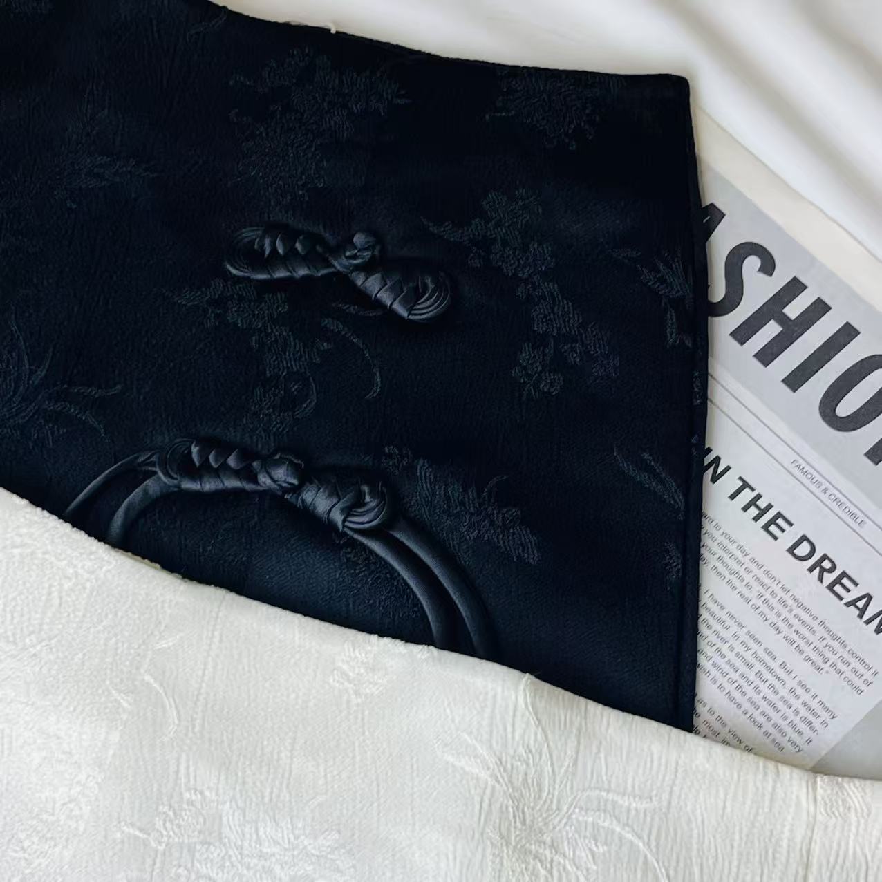 BS2001 [New Chinese Style Textured Frog Button Mini Skirt] Minimalist • Elegant • Everyday Wear