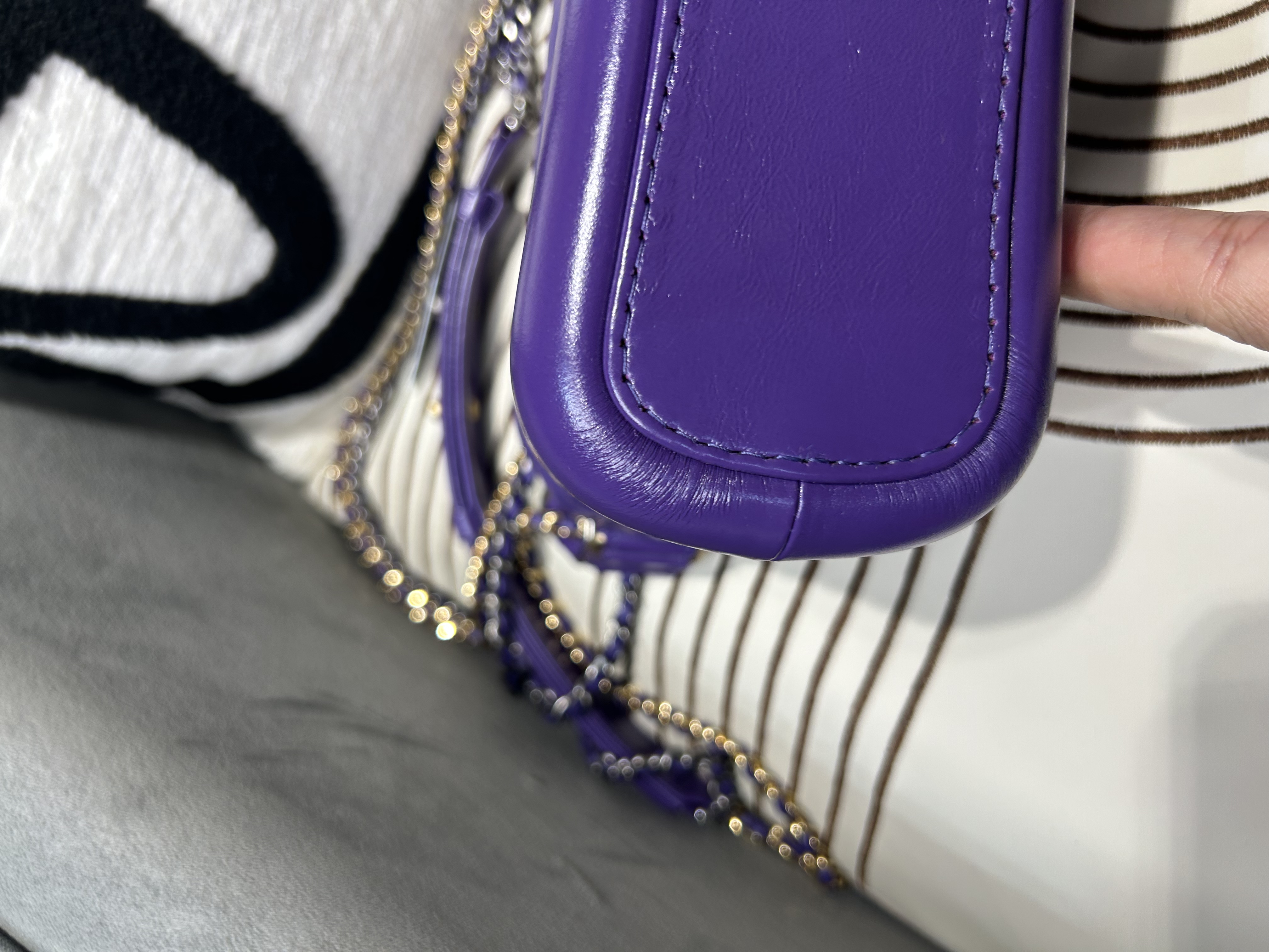 Chanel Gabrielle small hobo purple  100%Authentic ,99%new ✅收據✅card✅dust bag✅box