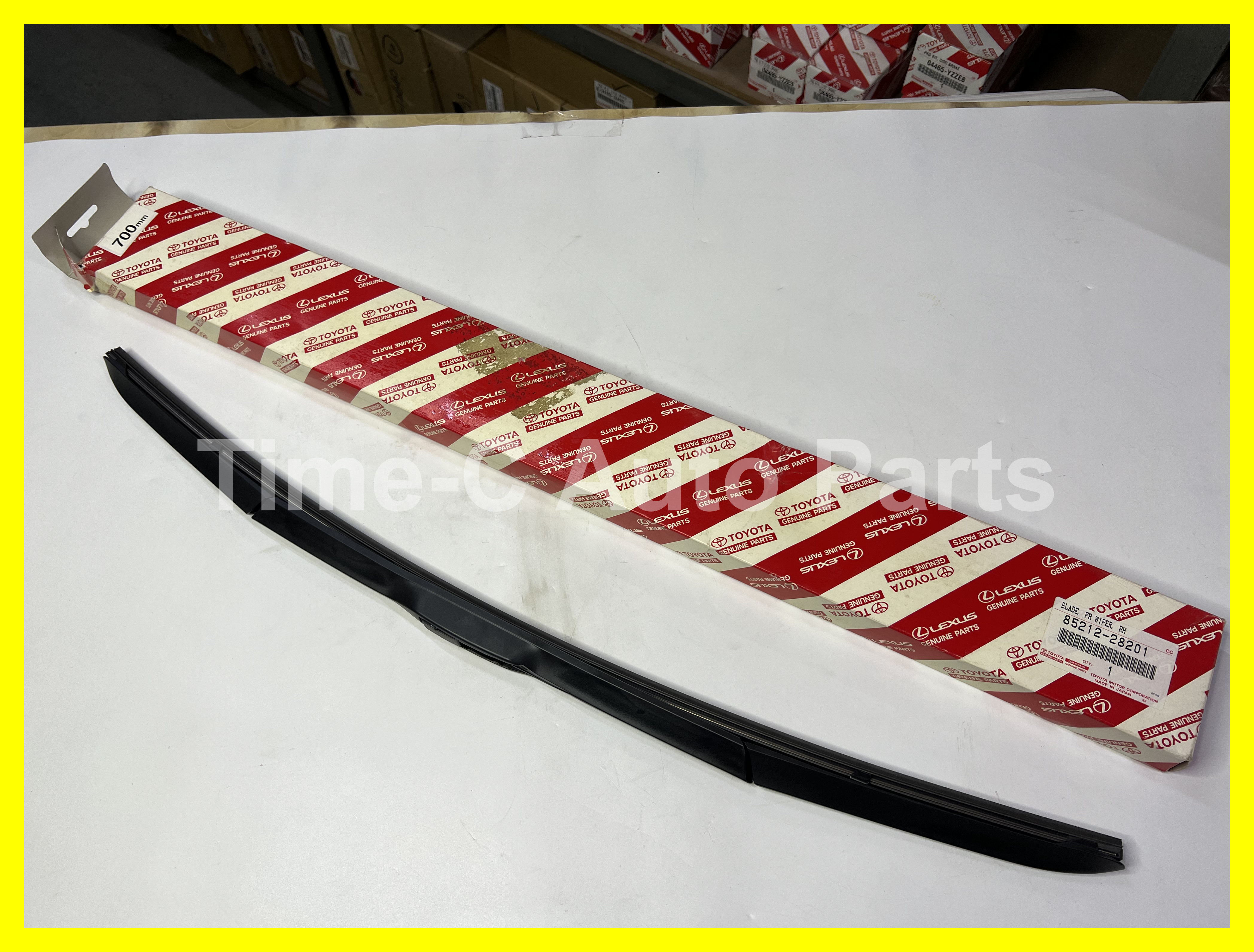 右水撥 85212-28201 - Toyota Noah Voxy 80系