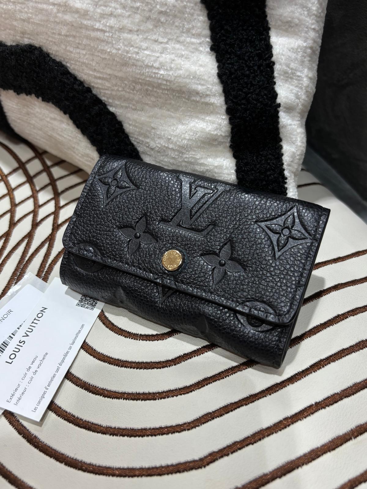 LV Key Holder Black Calfskin M64421 100%Authentic, 98%New ✅NFC✅Dust bag