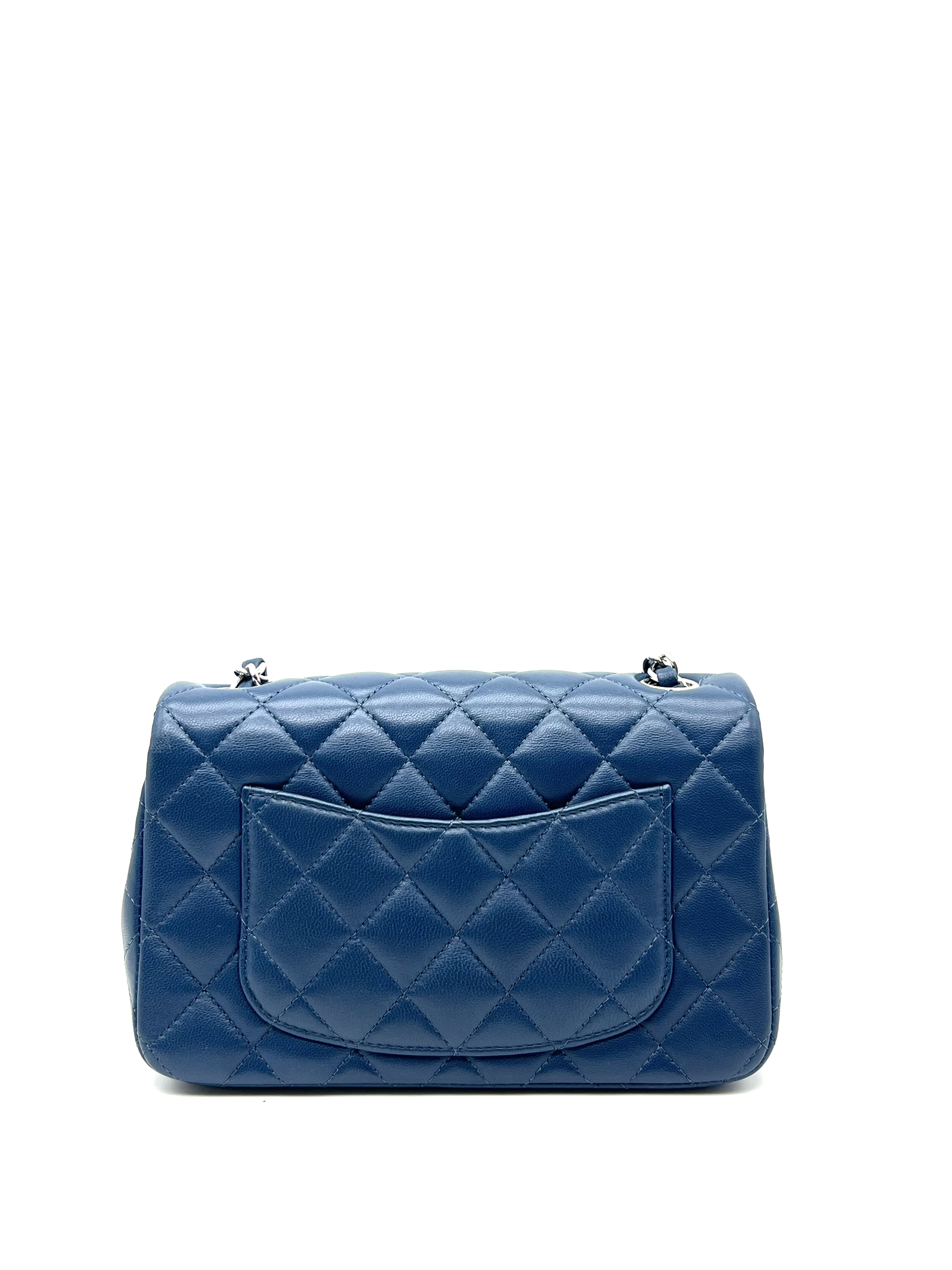 Pre-Owned CHANEL Classic Flag Bag / Product Code: 26043010