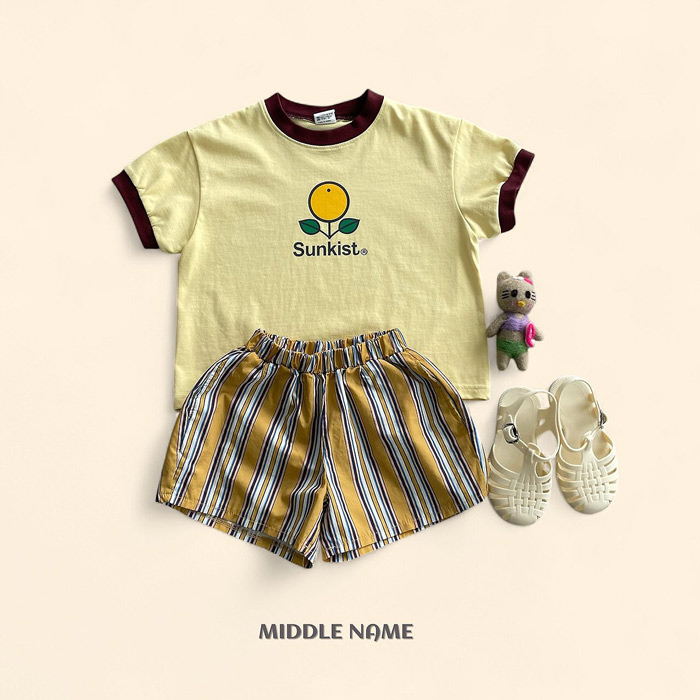 🇰🇷middle name tee