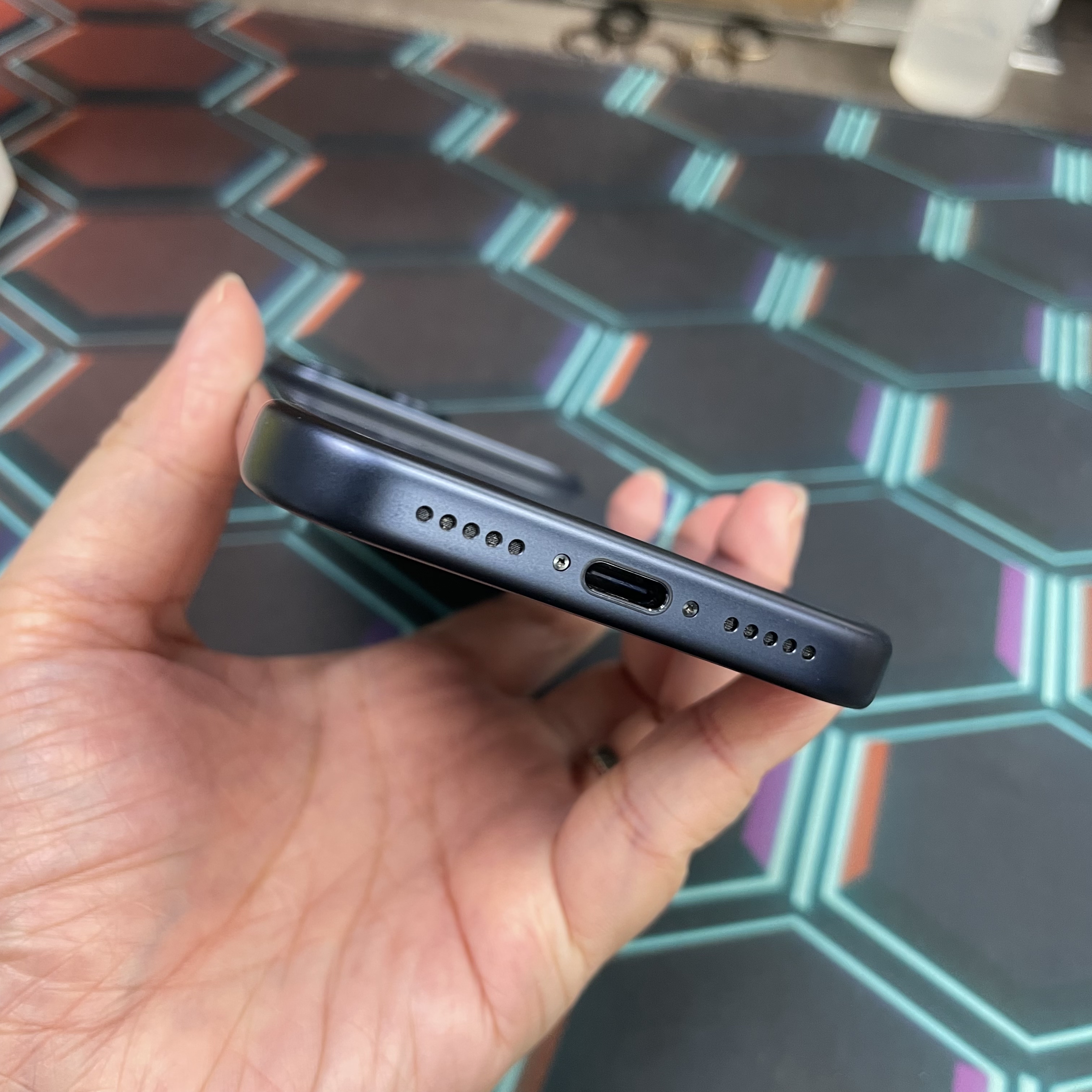 *8347 17 Pro 完美機 256GB 電100 藍色 blue