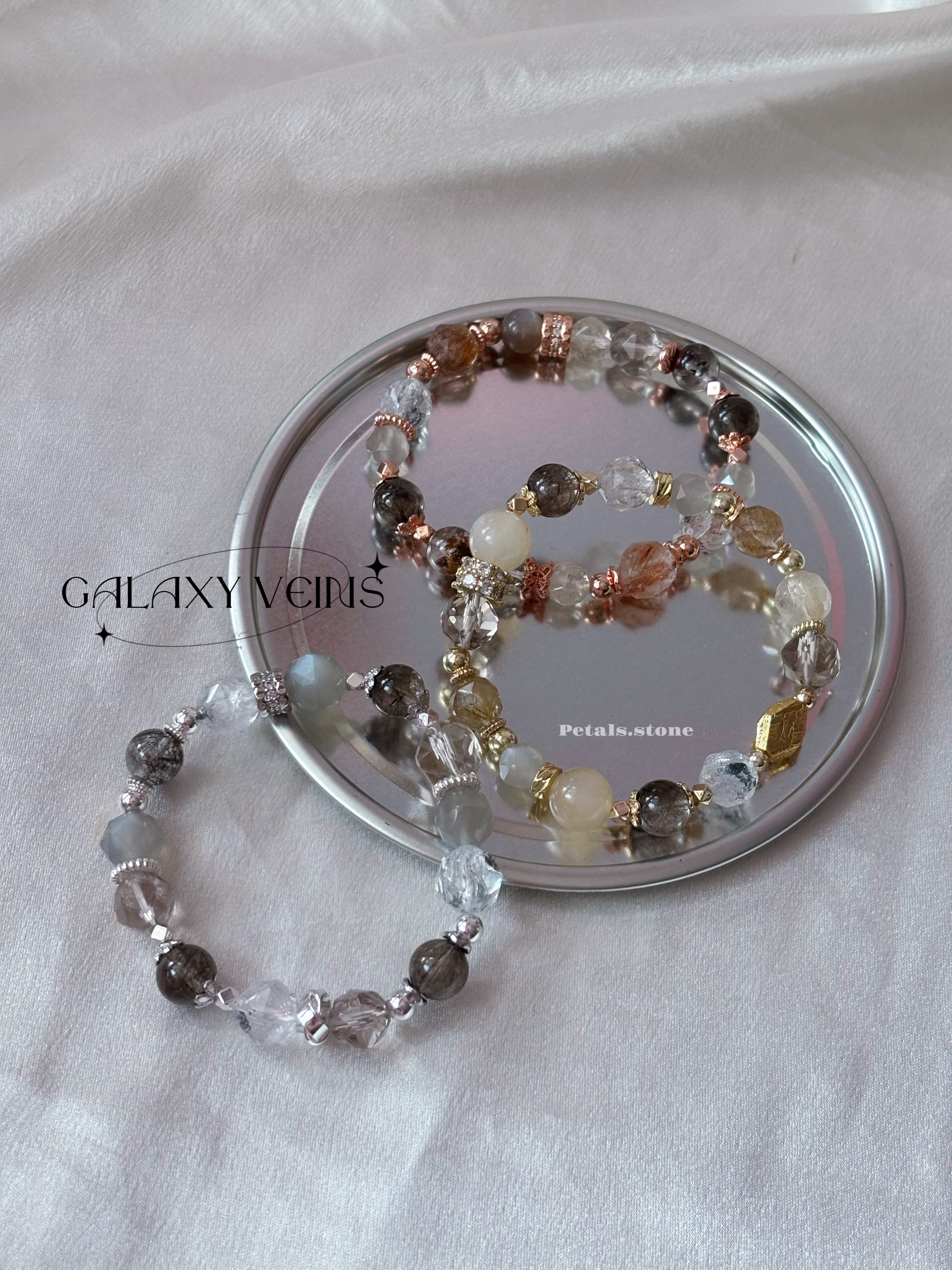 ⟡ ༘⋆𝑮𝒂𝒍𝒂𝒙𝒚 𝑽𝒆𝒊𝒏𝒔 🪩