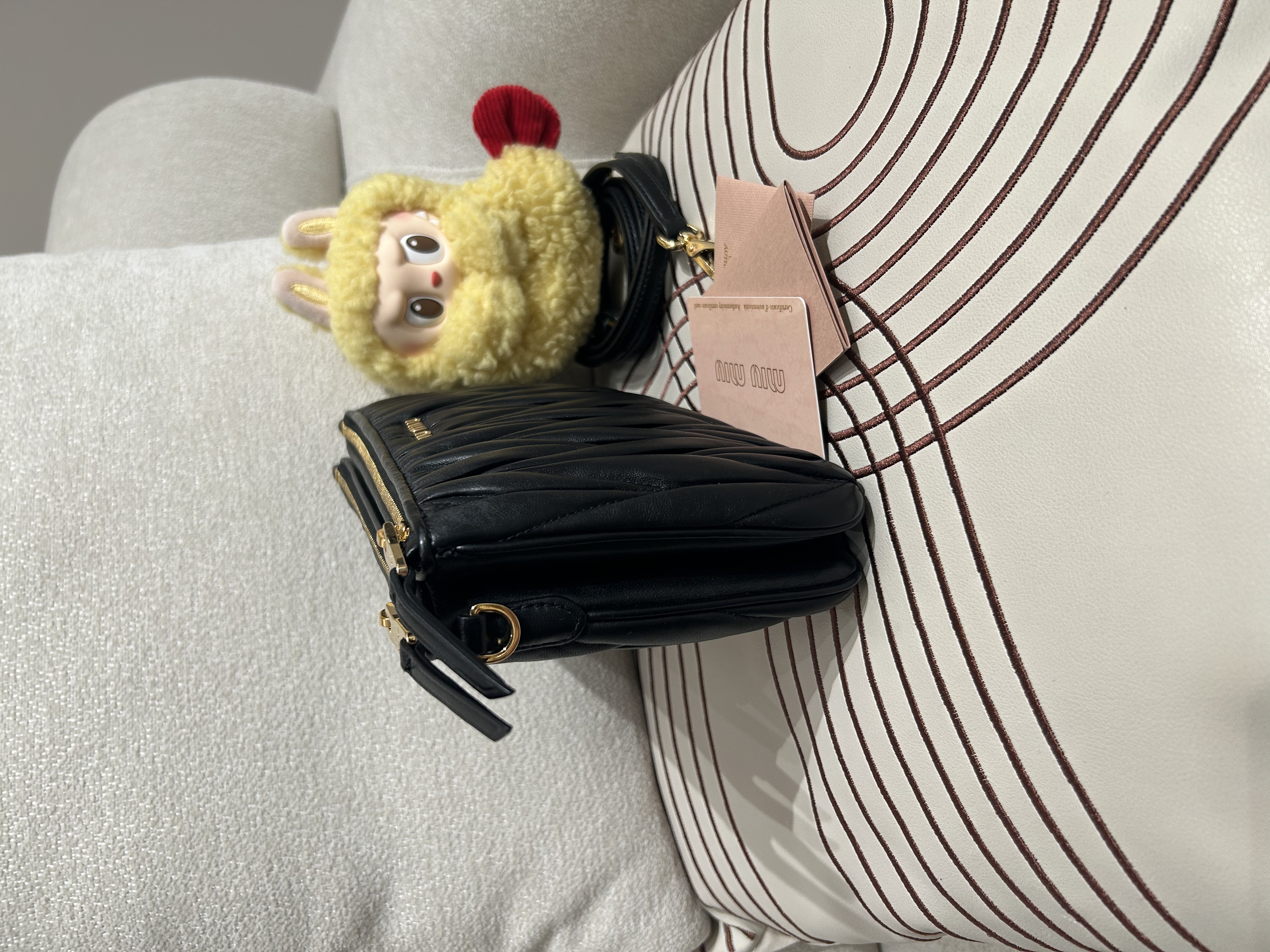 未使用品 Miu Miu 5BH057 Matelasse crossbody bag  100%Authentic,unused ✅Certificate ✅Dust bag 