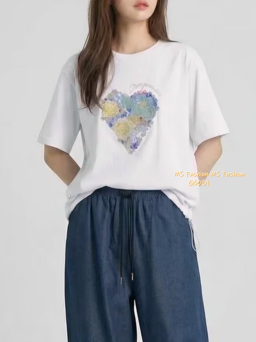 G6081 韓國🇰🇷靚色心型花花圖案top