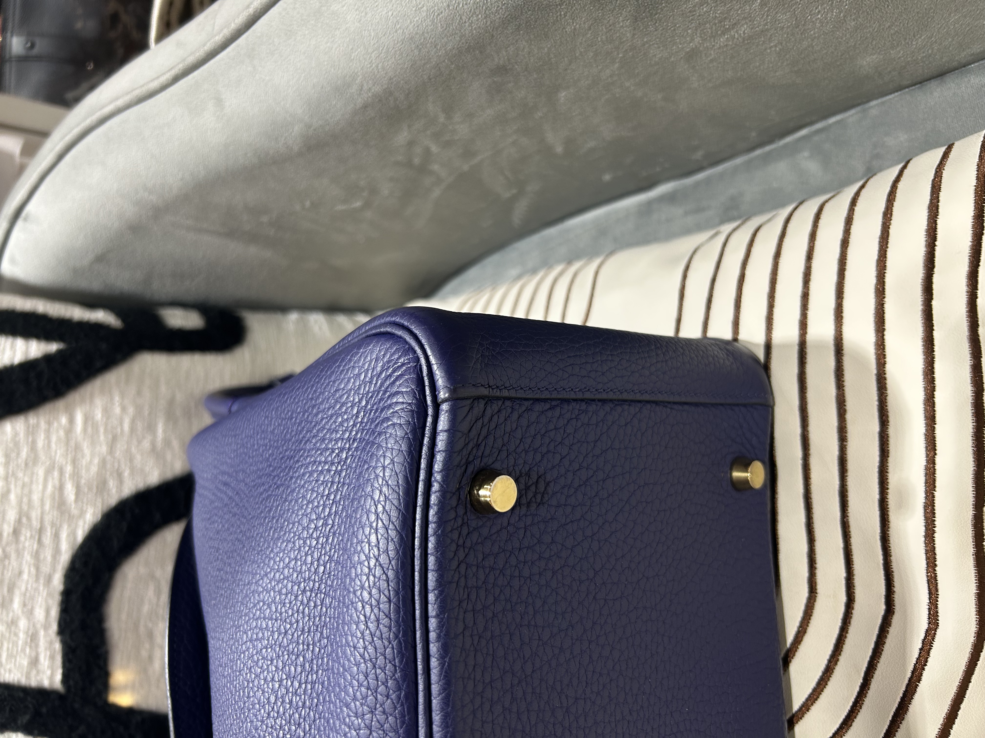 Hermes Lindy 30 墨水藍 stamp C 100%Authentic, 95%New ✅Dust bag