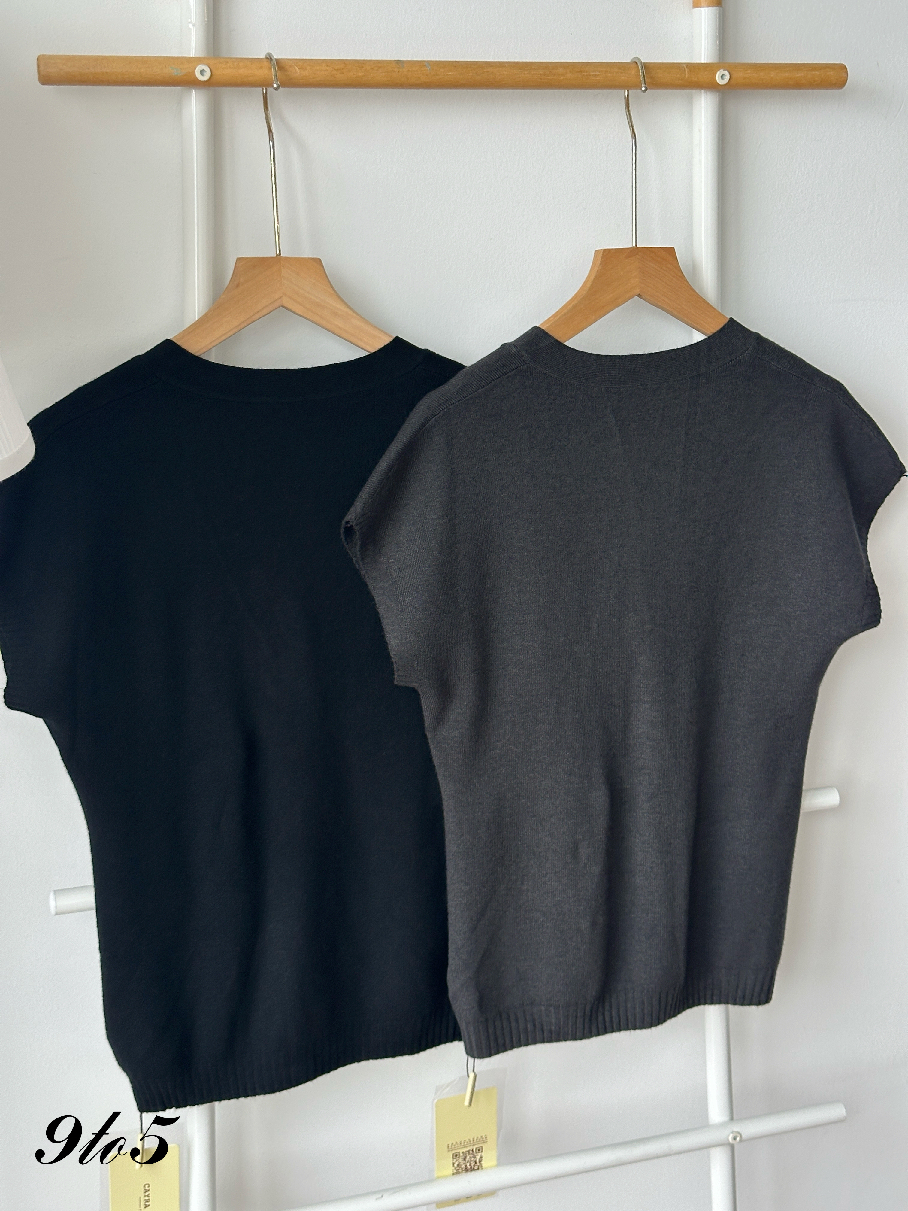 T4334 V Neck Knit Top - 3 Colors 