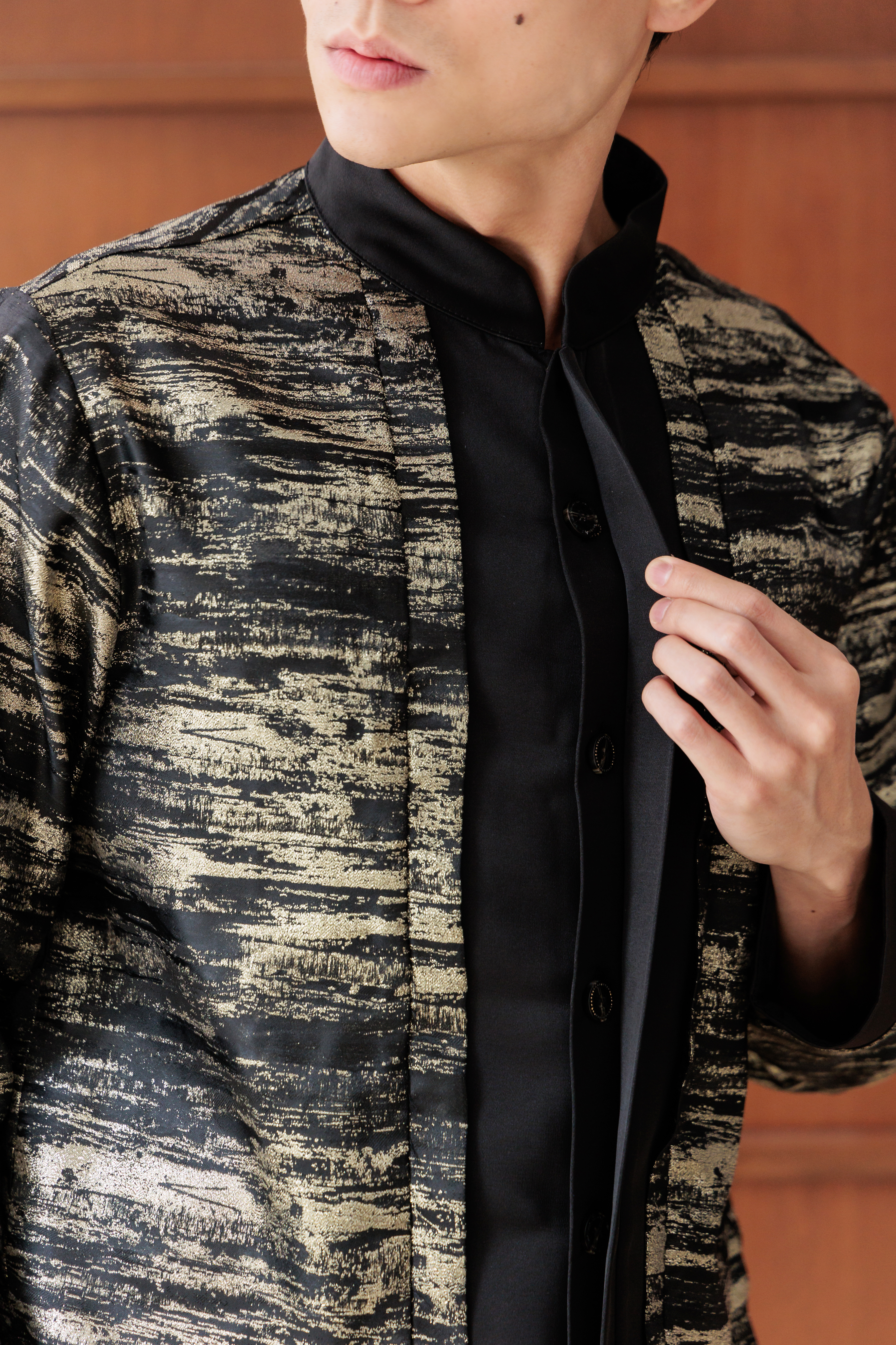 【Pre- Order】Cinematic Gold Grunge Shirt  鎏金韶华 IW007