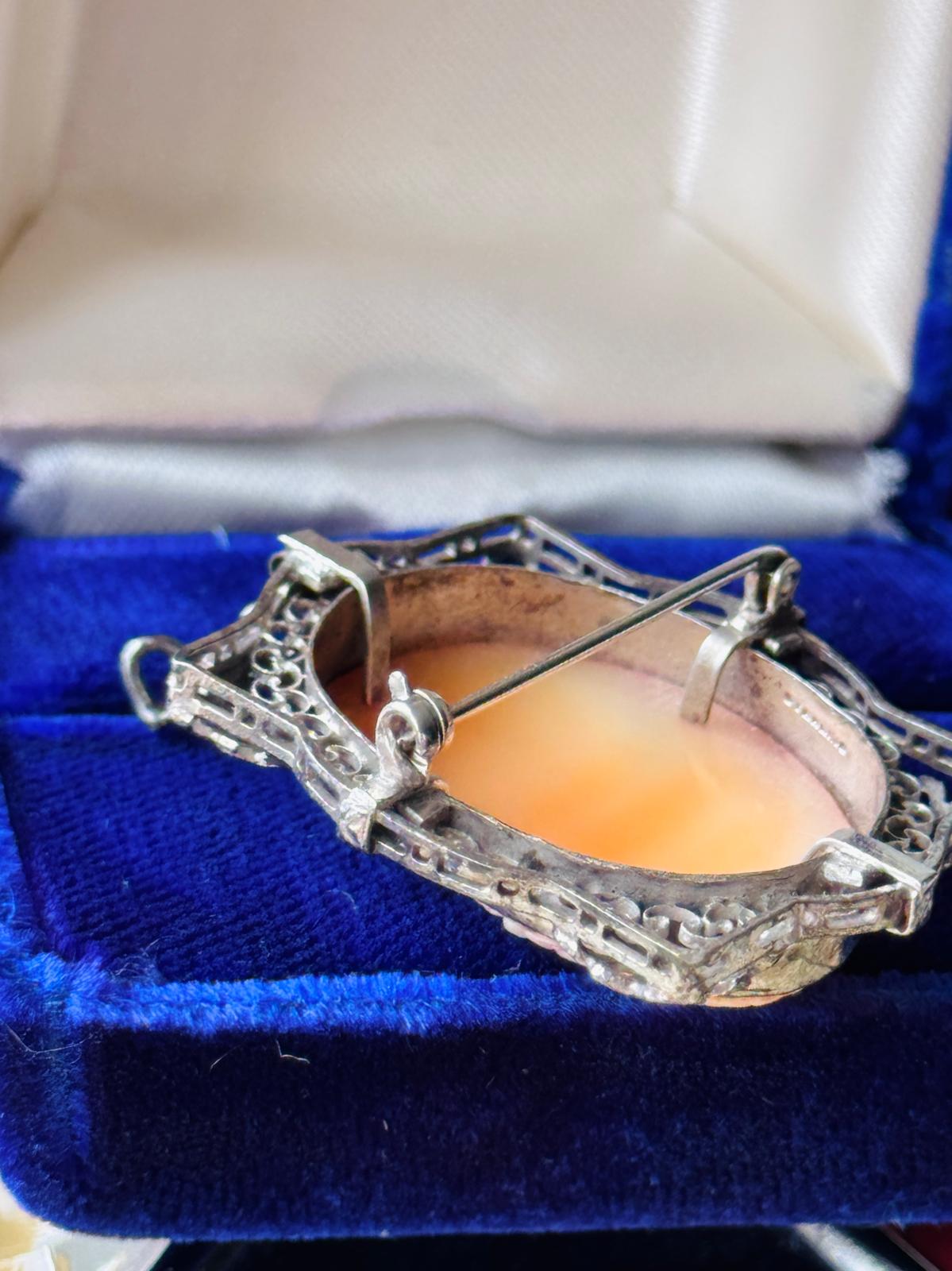 1920s–30s Antique Art Deco Sterling Silver Shell Cameo Brooch and Pendant (MT2634)