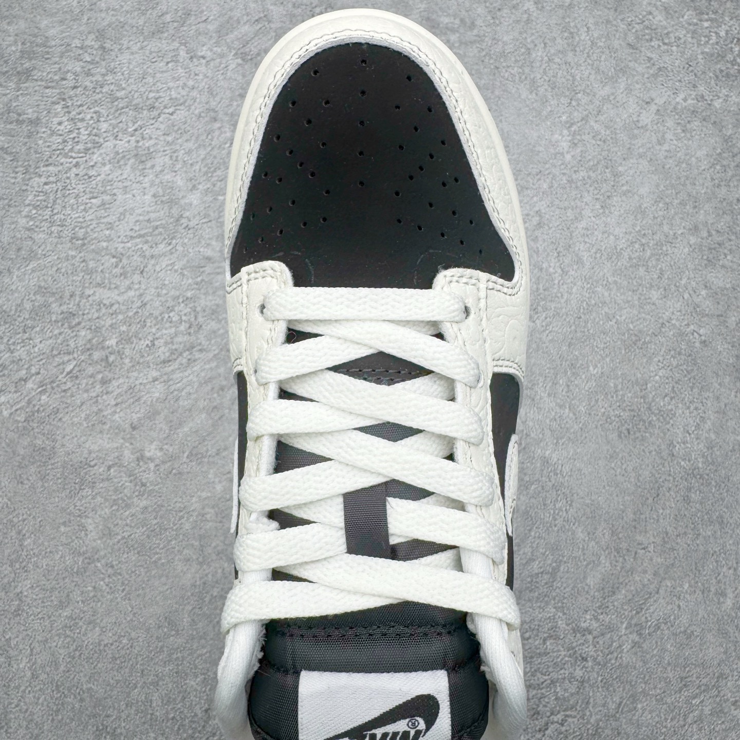 Nike SB Dunk Low IF3944-001 