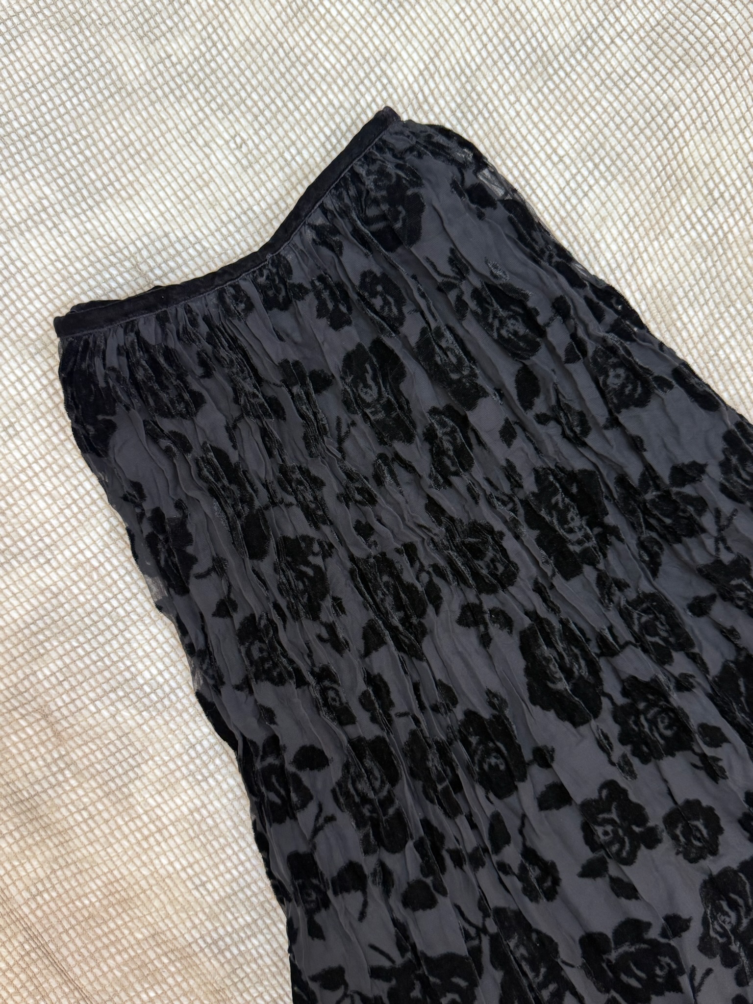 Gothic Romantic Flocked Floral Midi Skirt with Crinkled Detailing