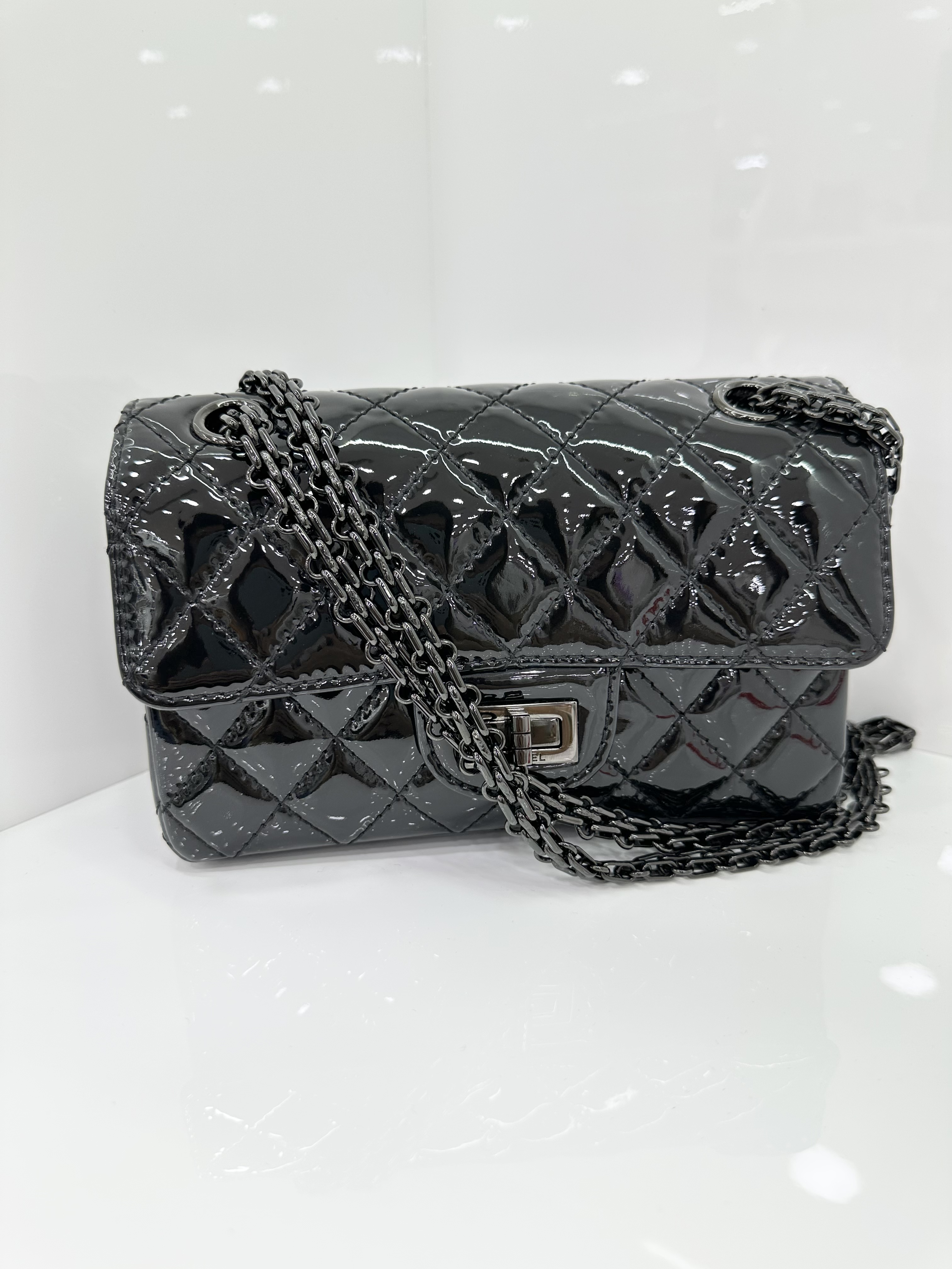 Pre-owned CHANEL WOC/Black